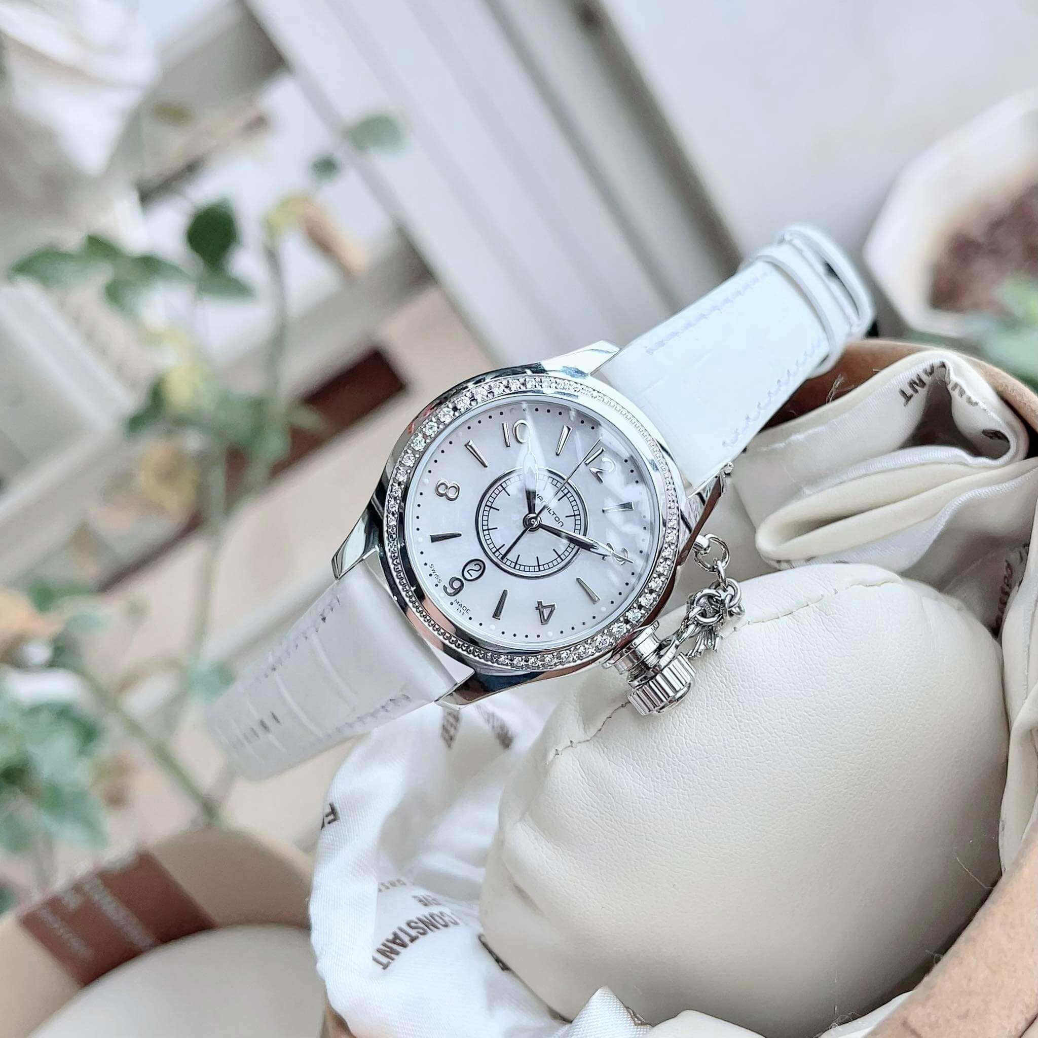 Compact Watch Battery H77311615 main image 0