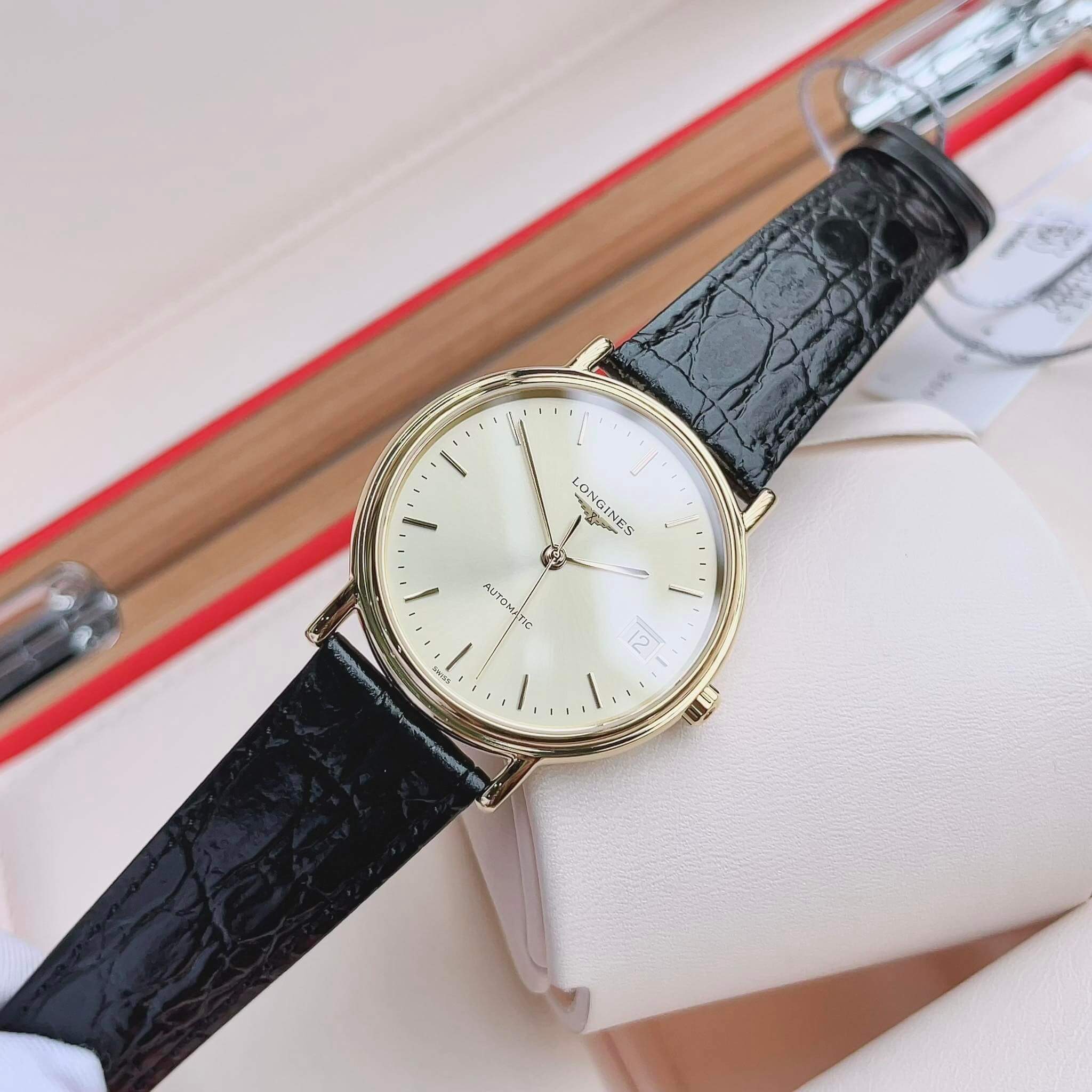 Longines Presence Gold L4.821.2.32.2 L48212322 ng H N
