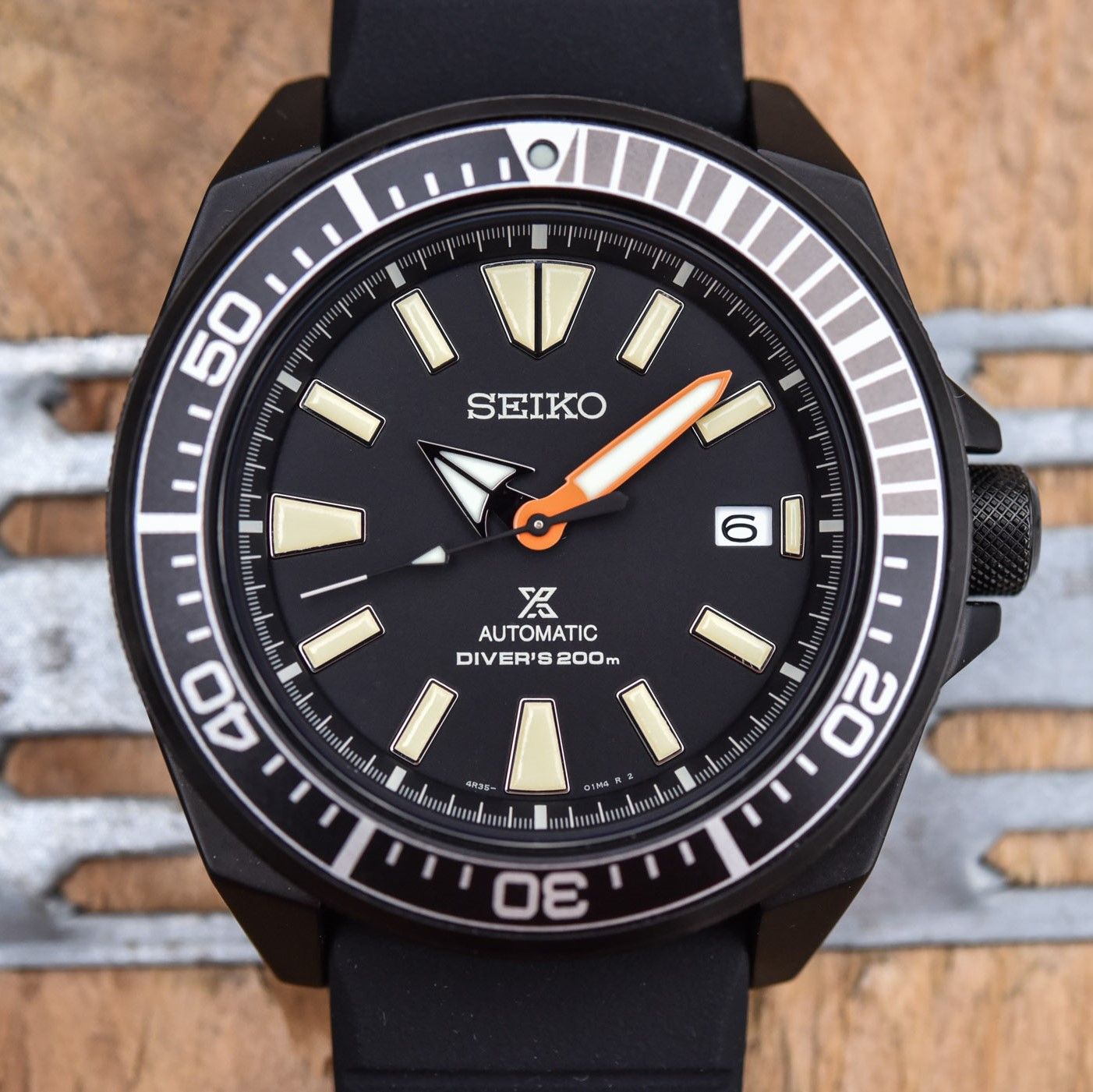 Seiko Monster Black Edition 2021 Prospex SRPH13K1 – PhongWatch