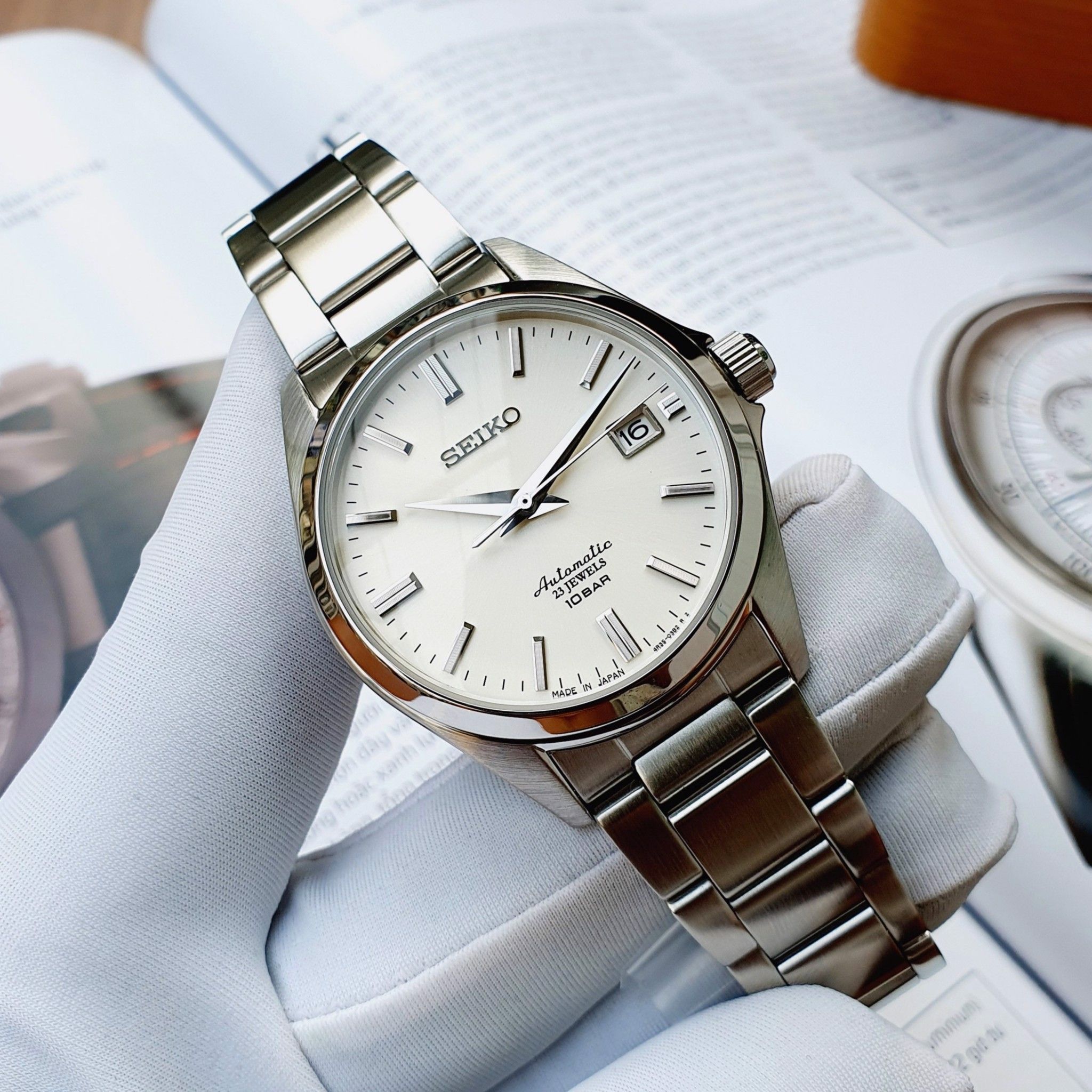 Seiko Automatic Spirit SZSB011 - Chính Hãng Giá Tốt – PhongWatch