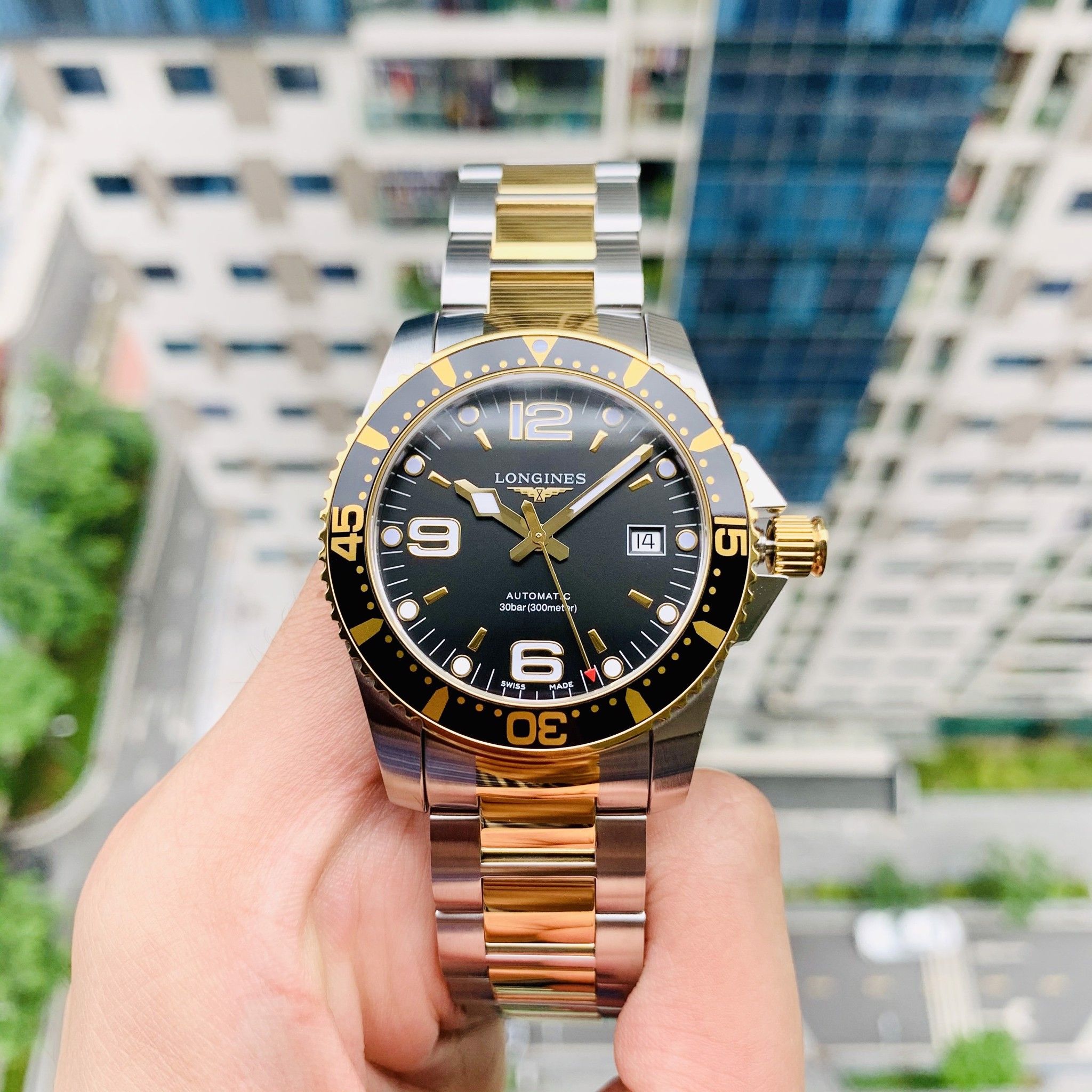 Longines Hydro Conquest Demi Black L3.742.3.56.7 L37423567 PhongWatch