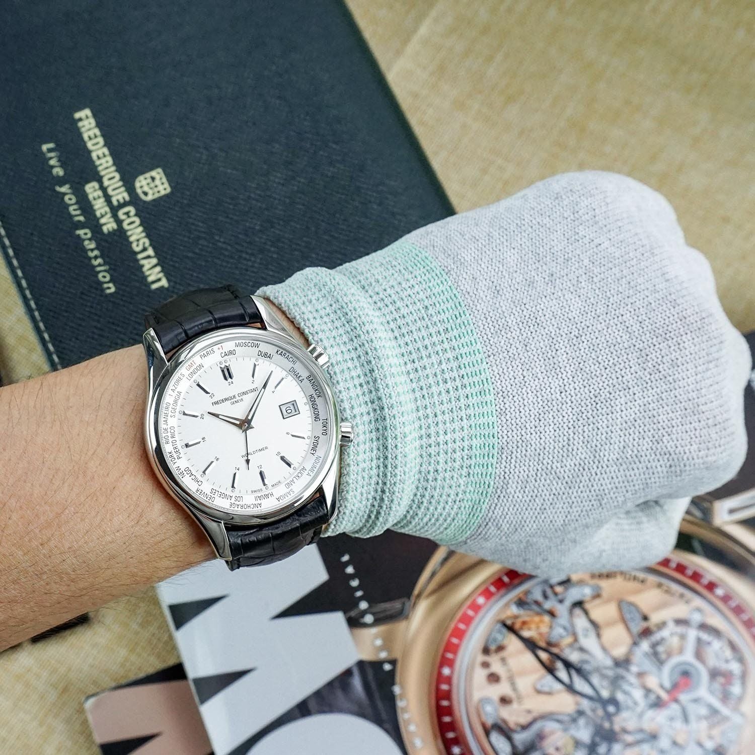 Frederique Constant Classics Worldtime FC-255S6B6- Chính Hãng Giá 