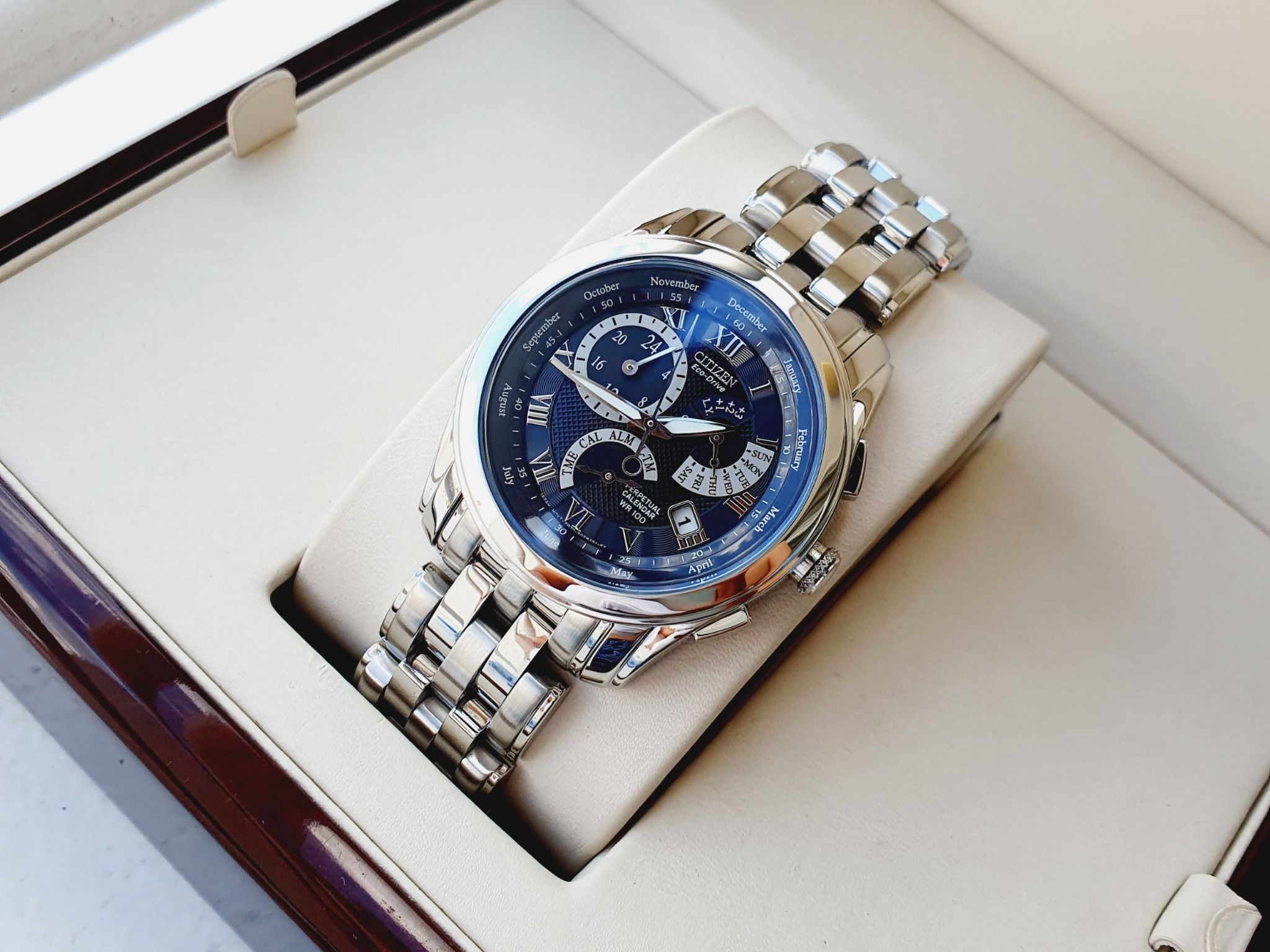 Citizen Eco Drive BL8000 54L ng H Nam Ch nh H ng Gi