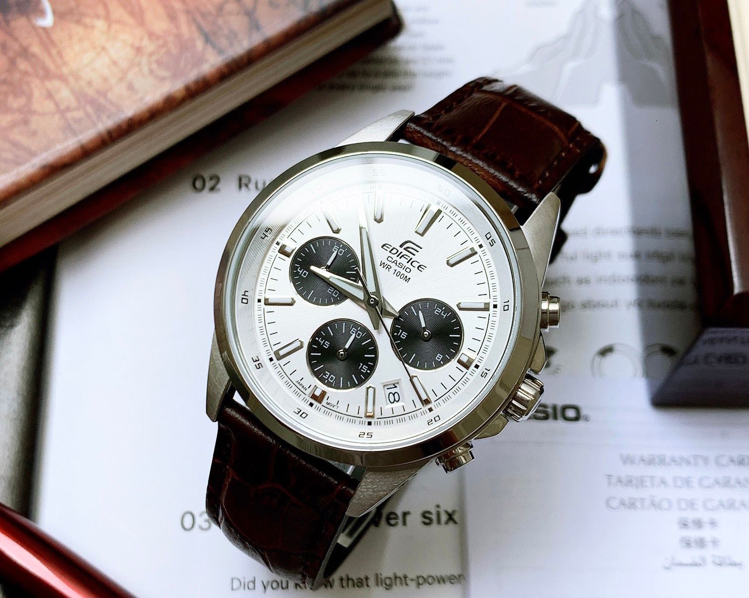 Casio EDifice Chronograp Dây Da EFR-527L-7AVUDF â PhongWatch