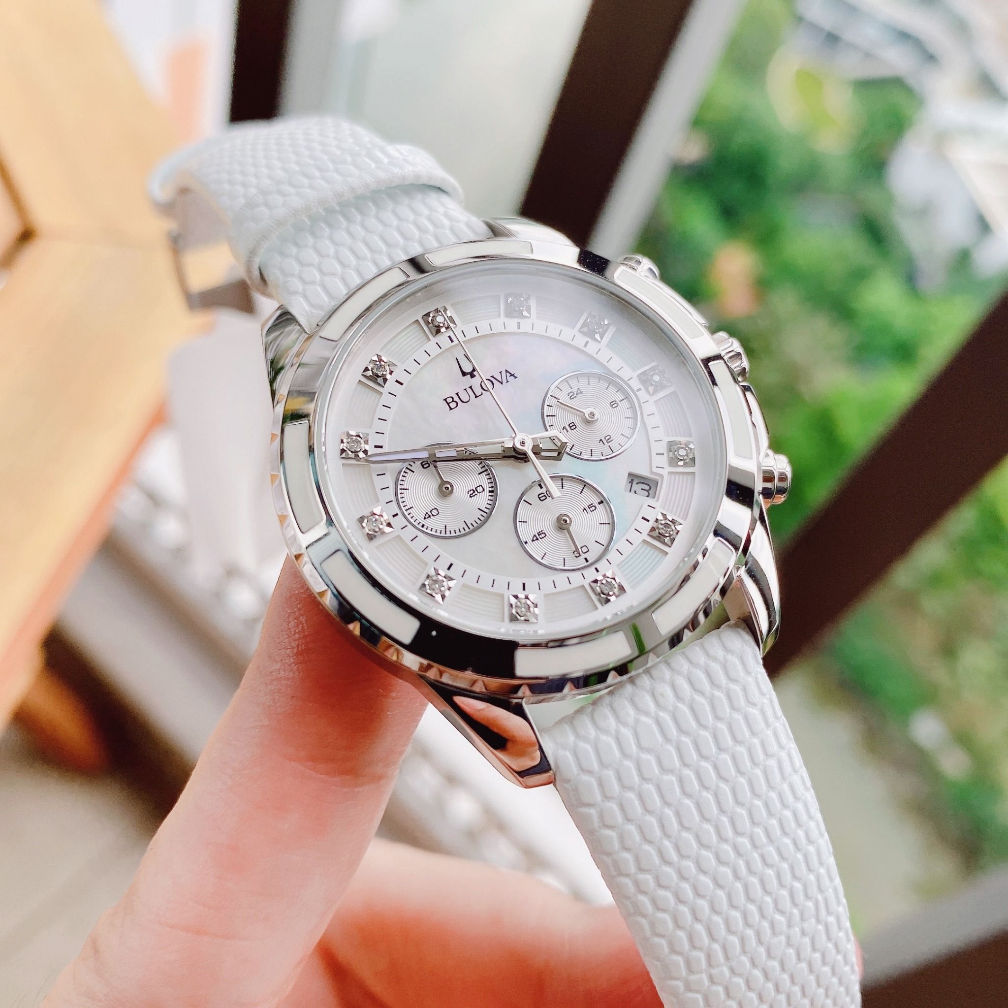 Bulova 96r193 top