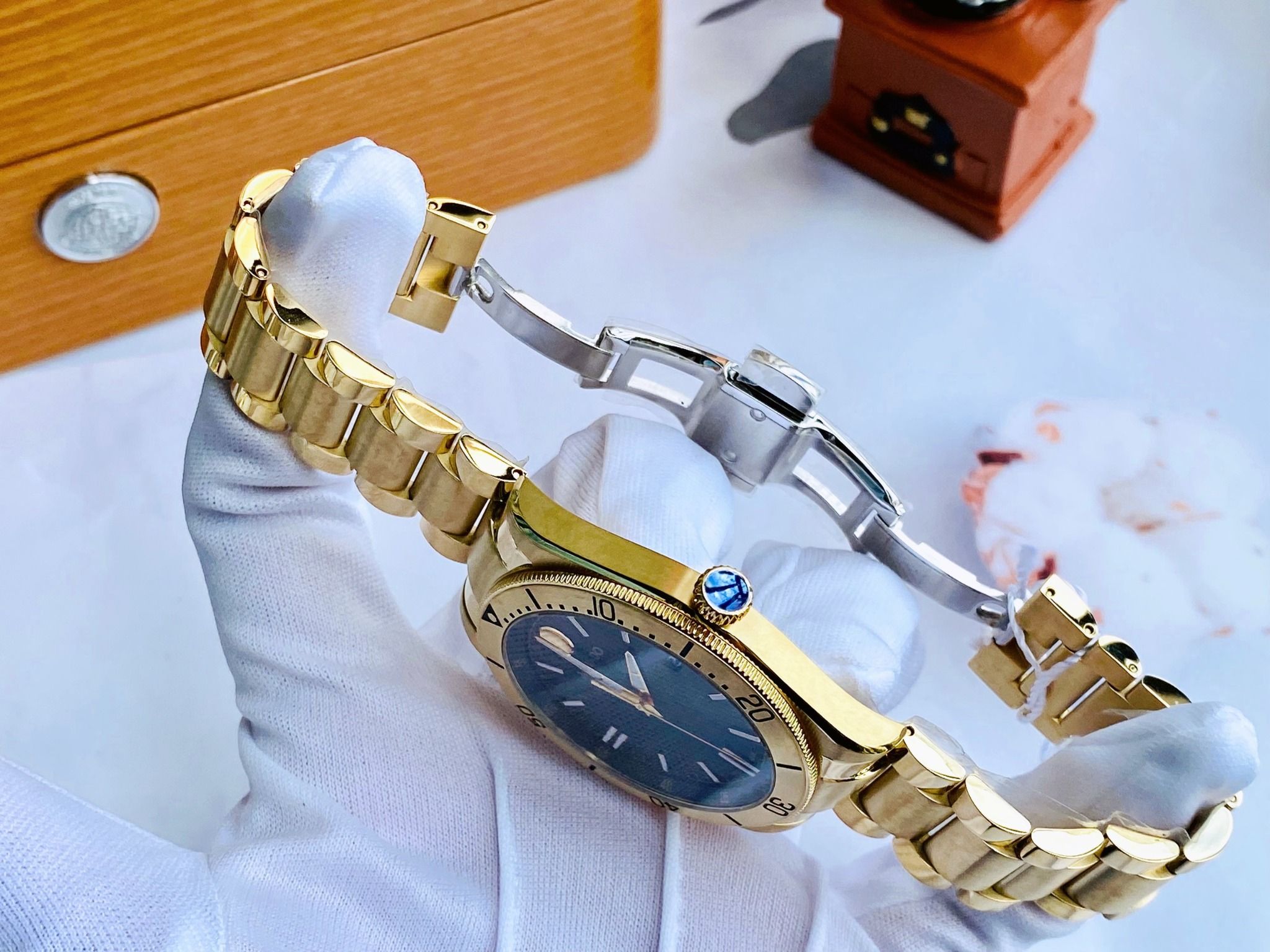 Movado 0607436 ng H Nam Ch nh H ng Gi T t