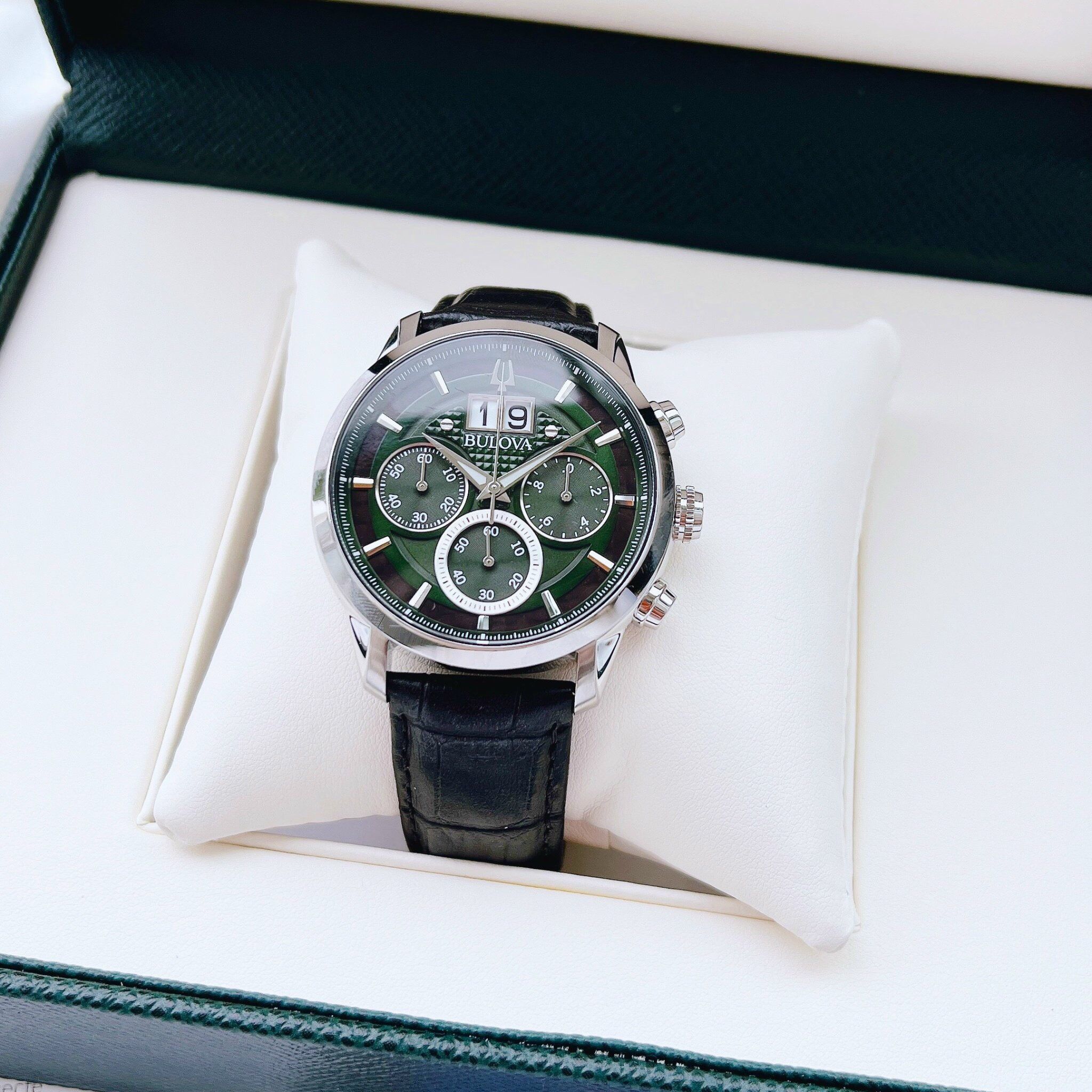 Bulova 96B310 Sutton Chronograph Green Watch 44mm - Đồng Hồ Nam – PhongWatch