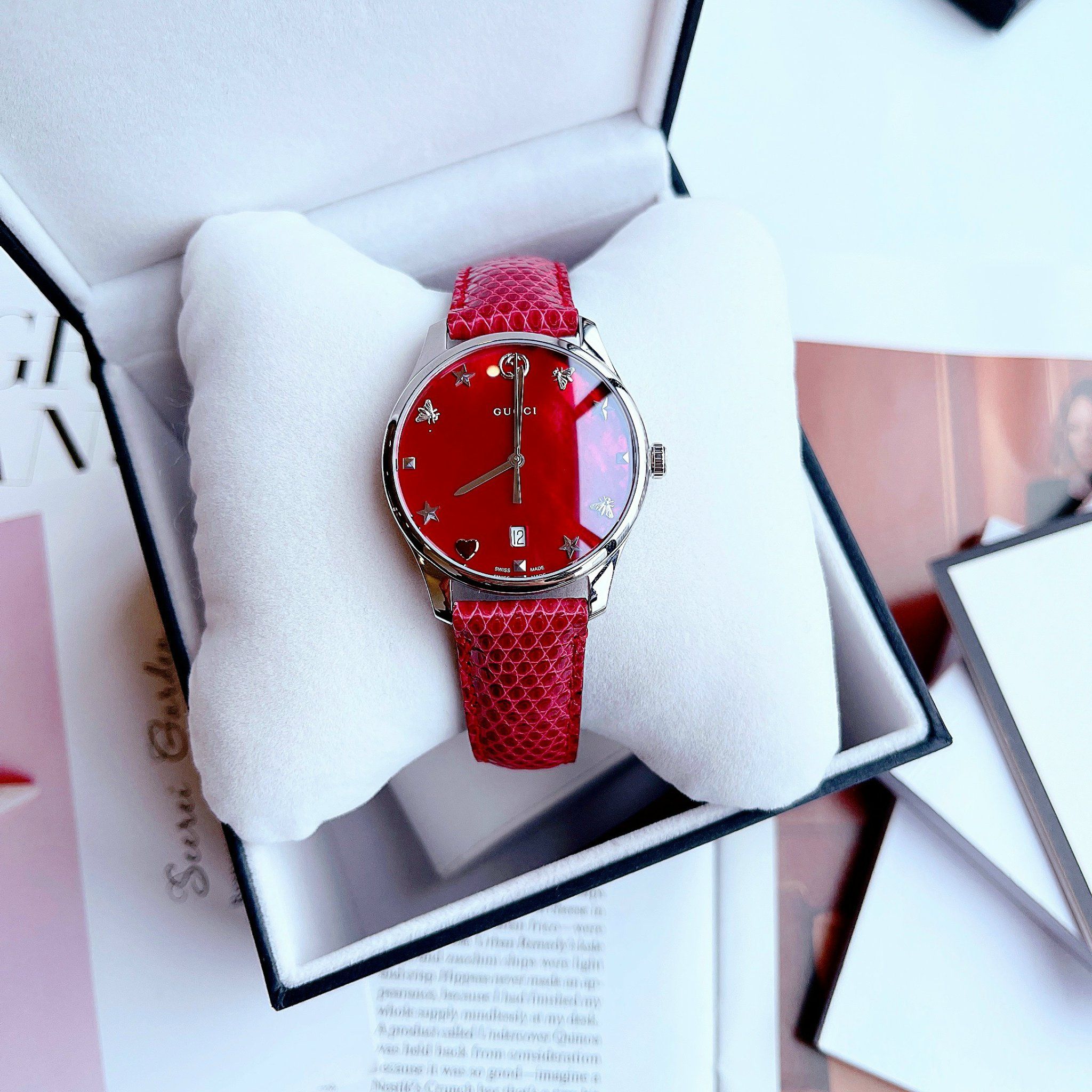 Gucci G-Timeless Red Mop Dial Red Leather YA1264041 – PhongWatch