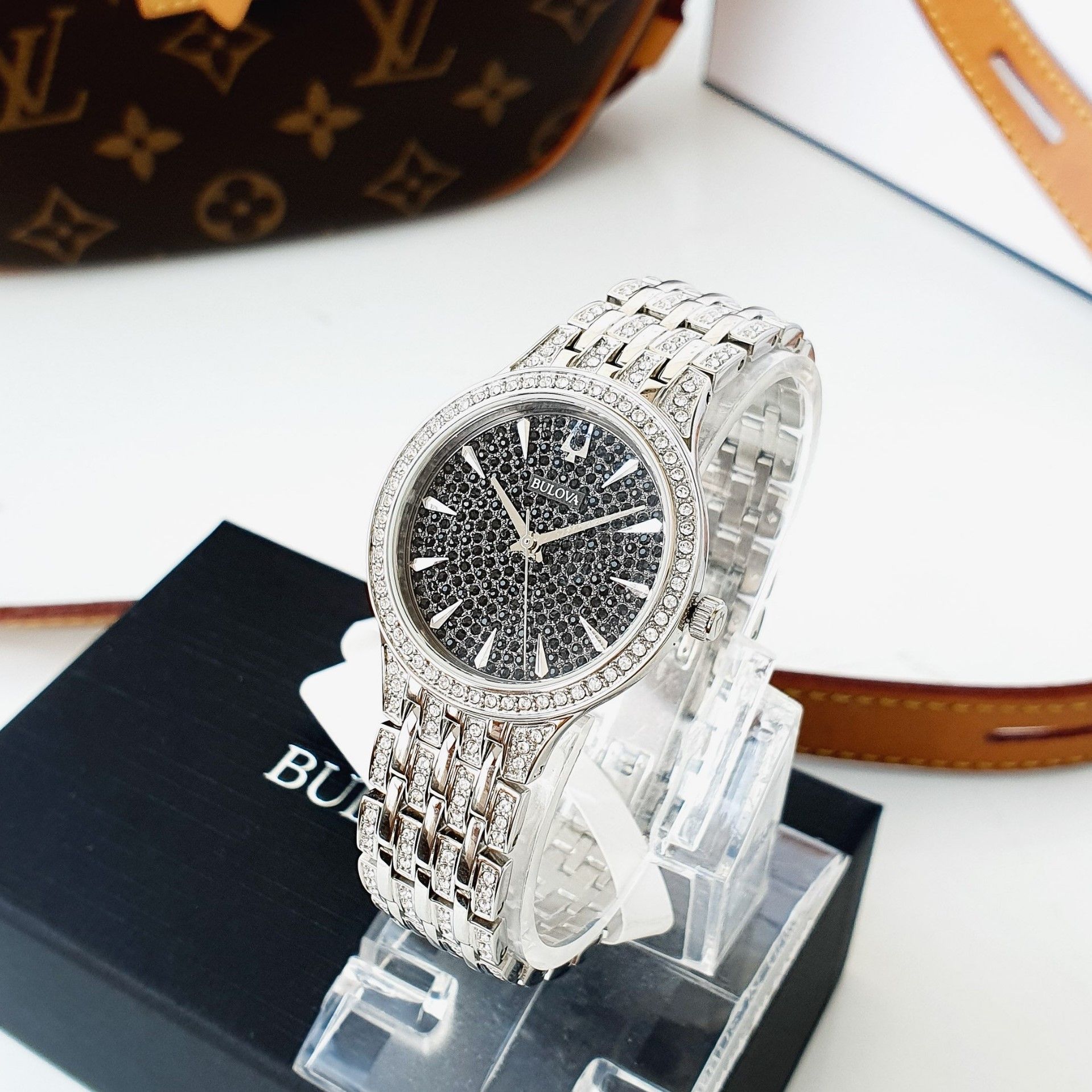 Bulova Quartz Phantom Black Watch 32mm 96L273 ng H N PhongWatch