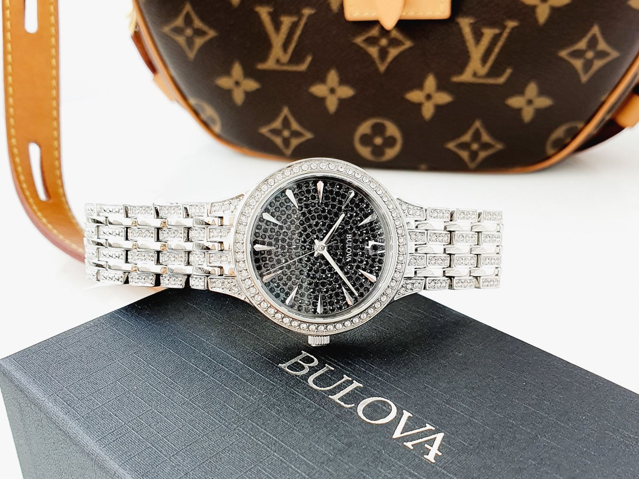 Bulova Quartz Phantom Black Watch 32mm 96L273 ng H N PhongWatch