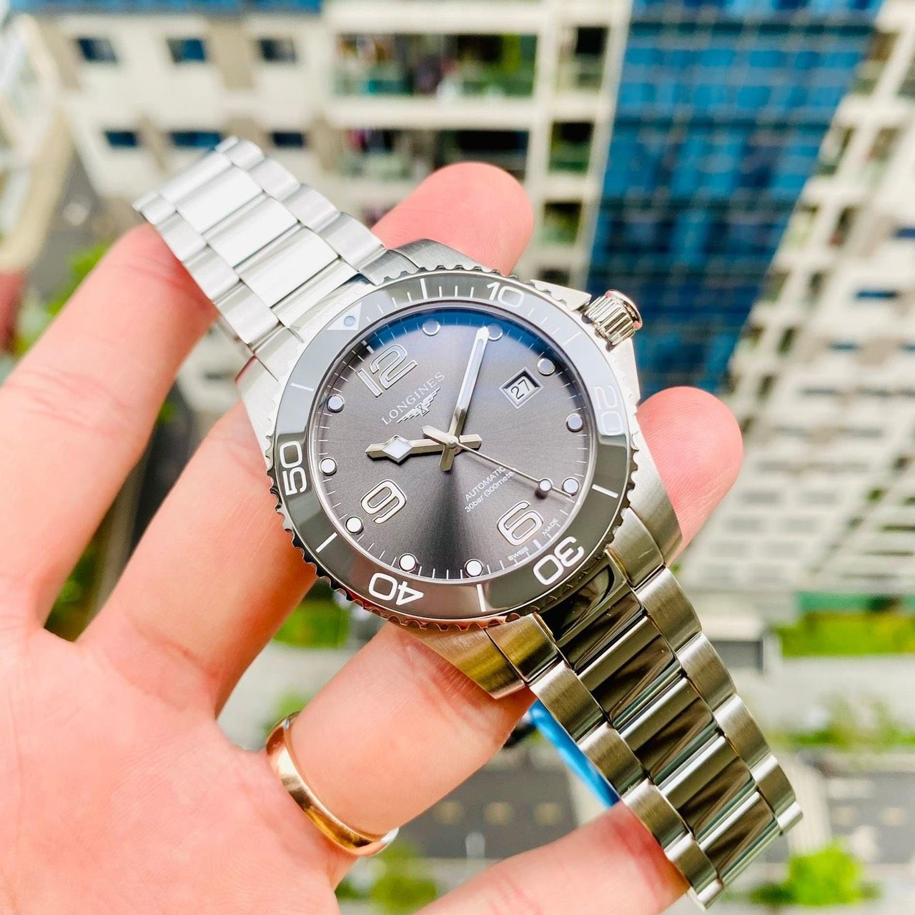 Longines Hydro Conquest Ceramic Gray 41mm L3.781.4.76.6 L37814766 PhongWatch