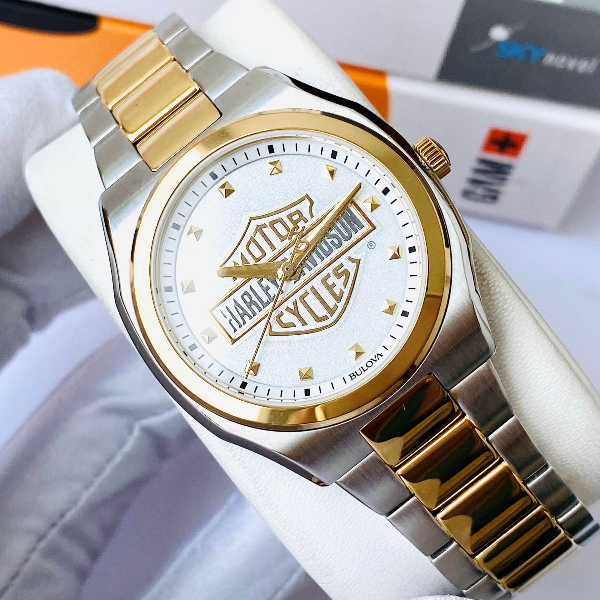 Harley-Davidson Bulova デイト表示　時計　稼働品 s-l400.jpg