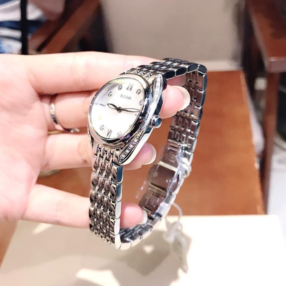 Bulova Quartz 96R212 Diamond ng H N Chinh Hang Gia T t PhongWatch
