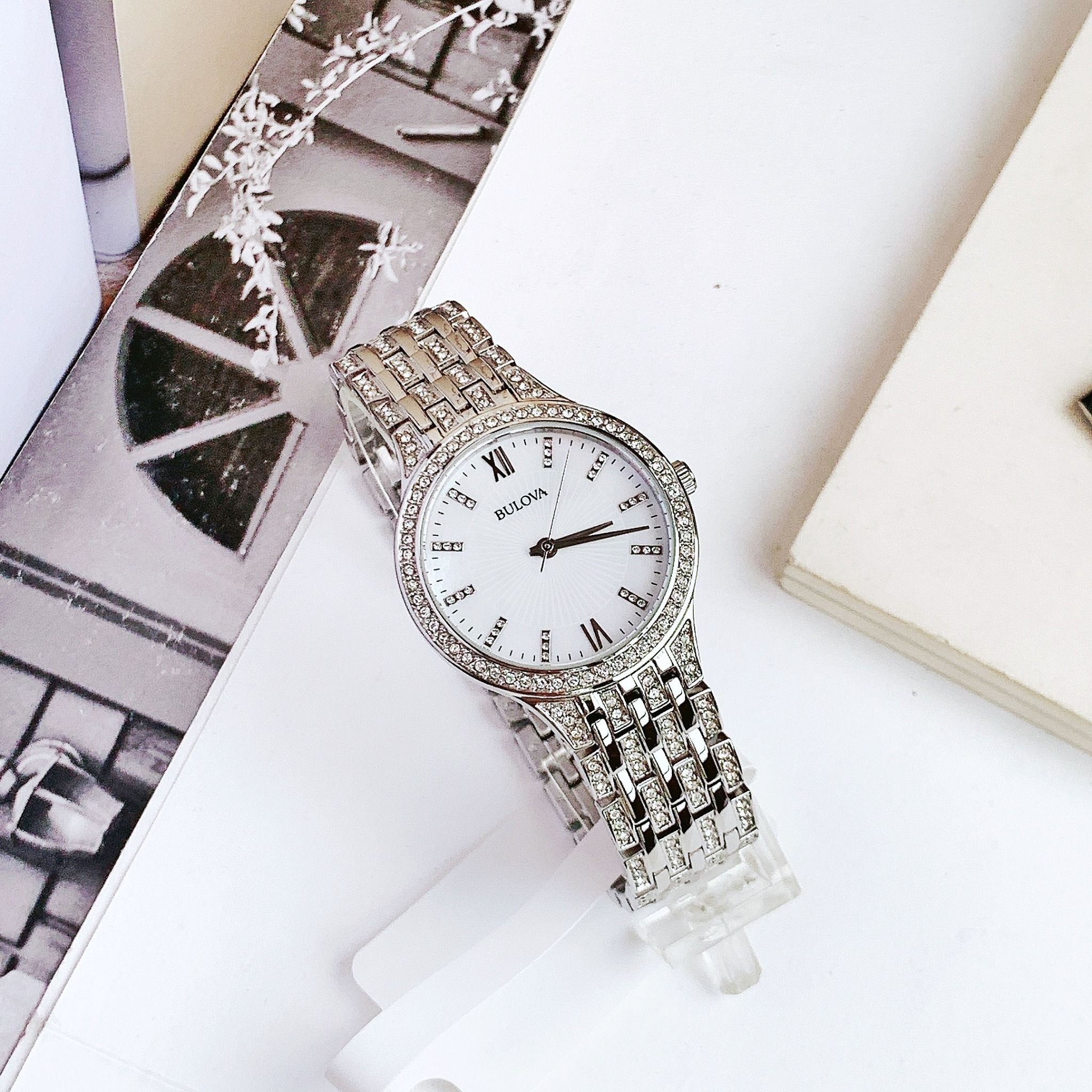 Bulova Quartz 96L242 ng H N Chinh Hang Gia T t PhongWatch