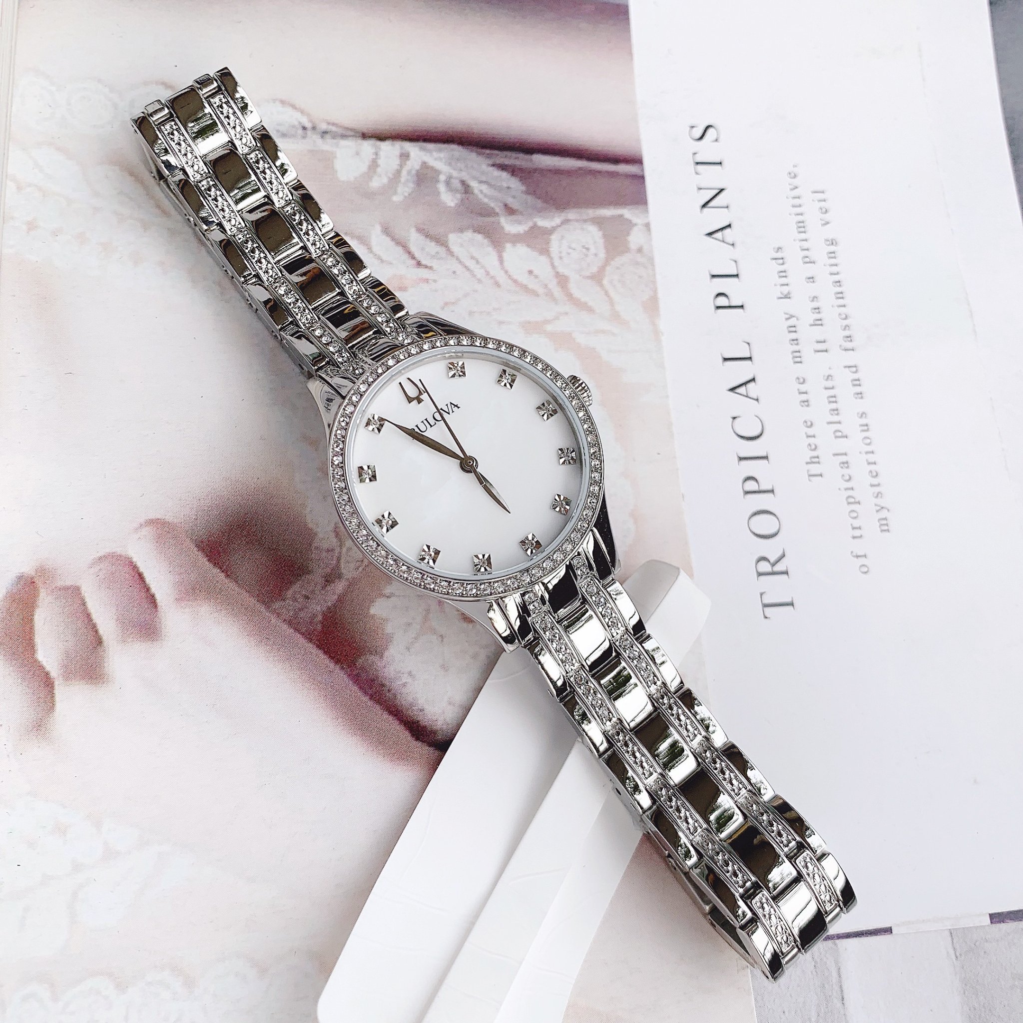 Bulova Quartz 96X145 ng H N Chinh Hang Gia T t PhongWatch