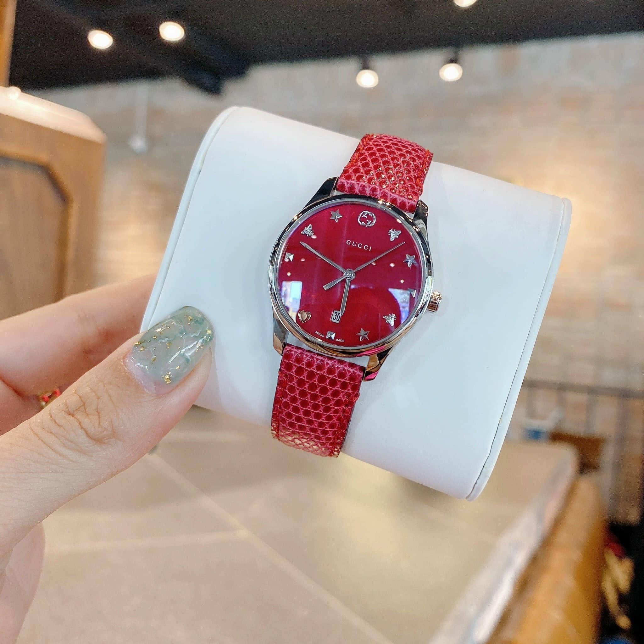 Gucci G-Timeless Red Mop Dial Red Leather YA126584 - Đồng Hồ Nữ – PhongWatch