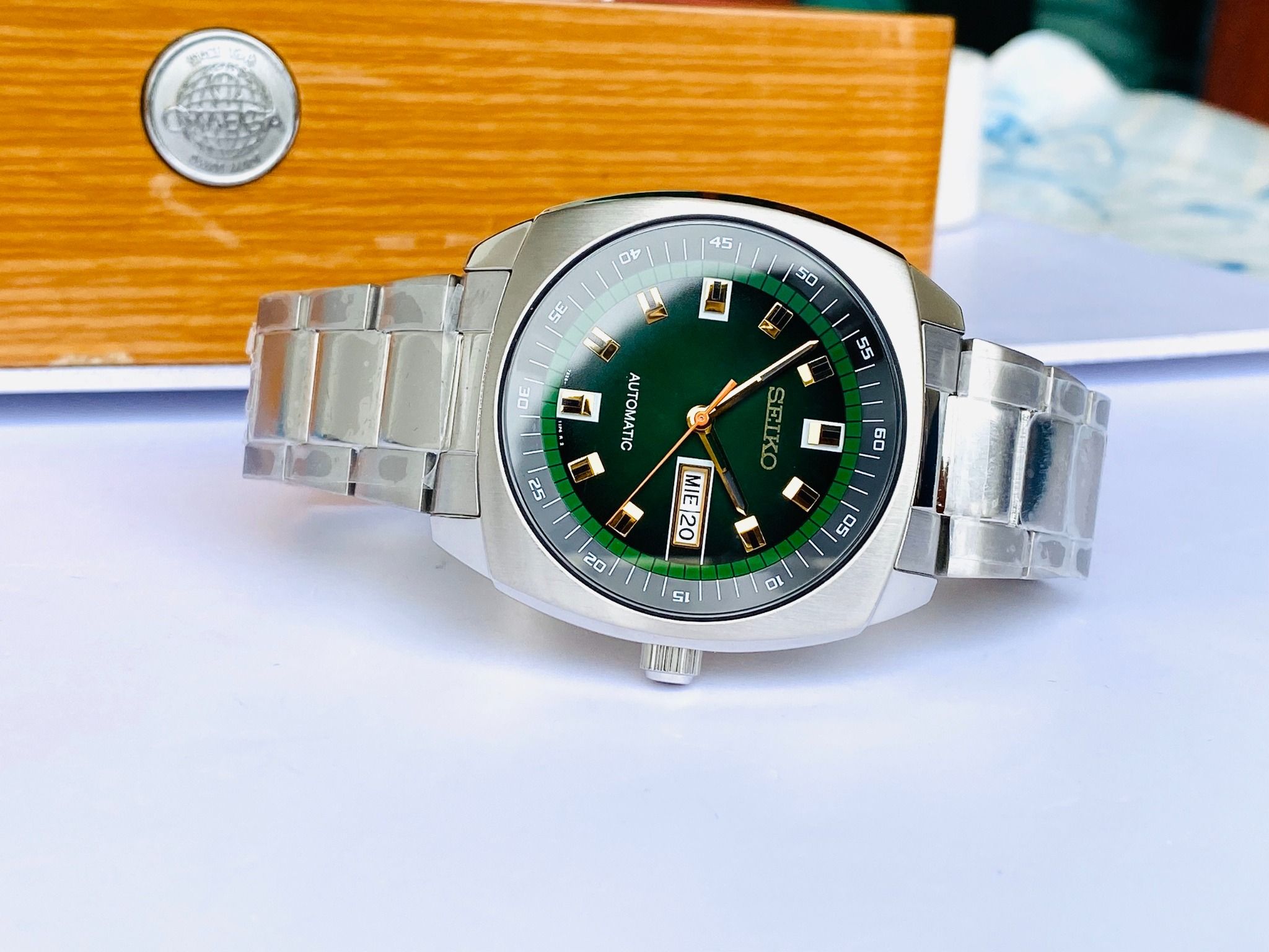 Seiko Recraft Automatic Green SNKM97 ( SNKM97K1 ) - Đồng Hồ Nam – PhongWatch