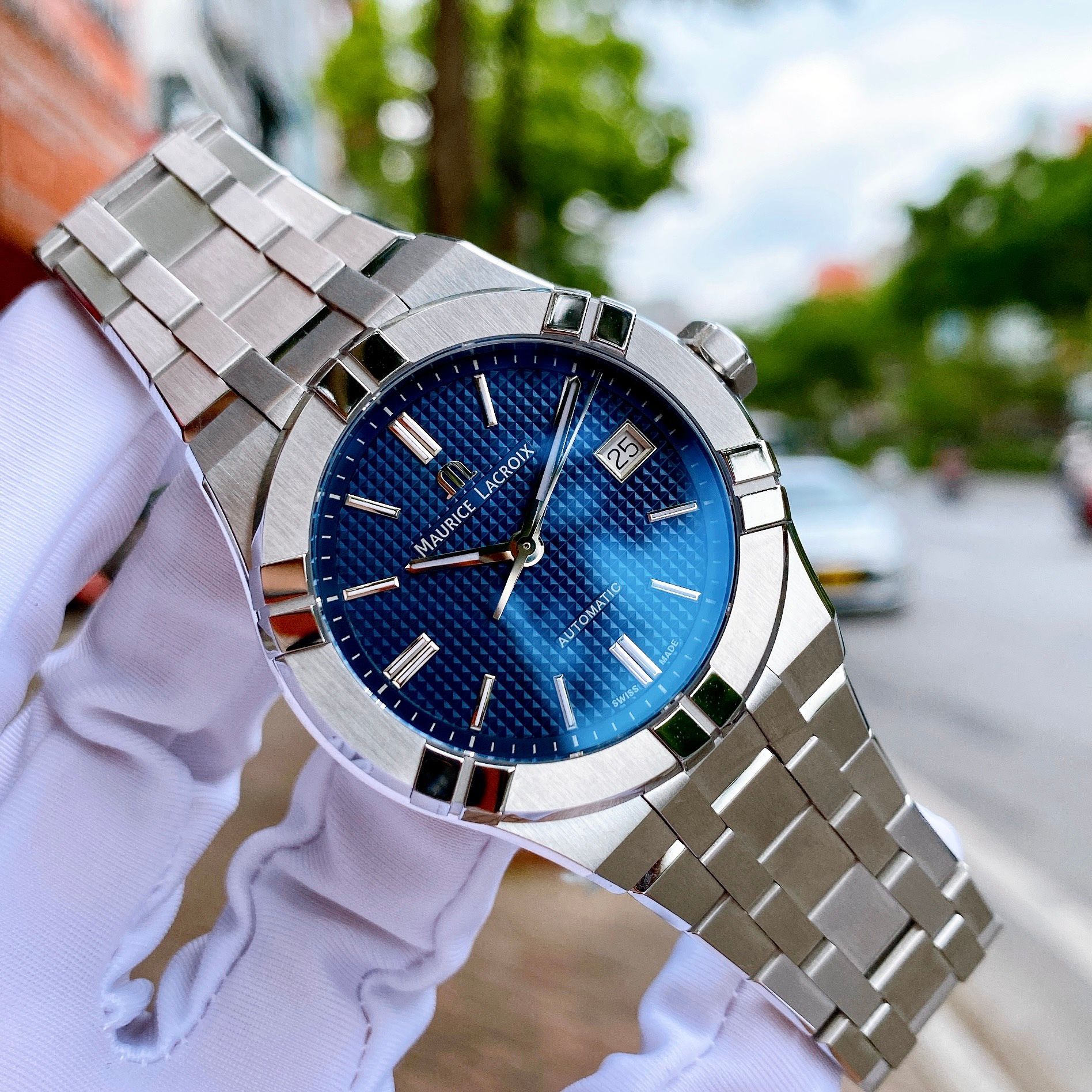 Maurice Lacroix Aikon Blue 39mm AI6007-SS002-430-1