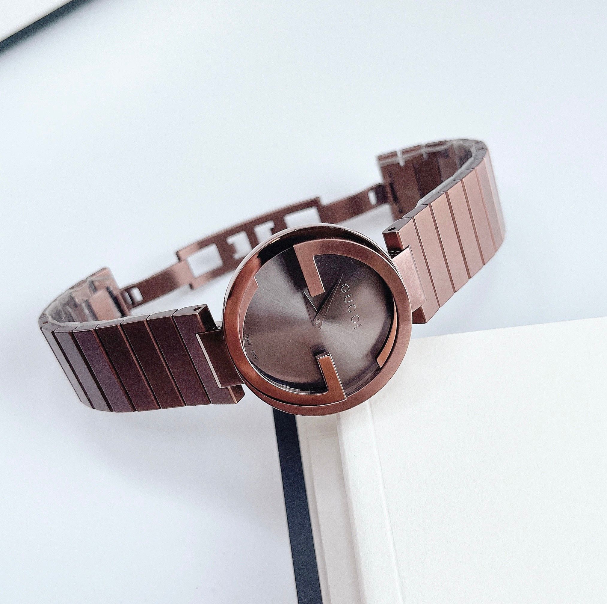 GUCCI YA133317 Interlocking G Brown Dial Brown PVD Watch 37mm - Đồng H –  PhongWatch