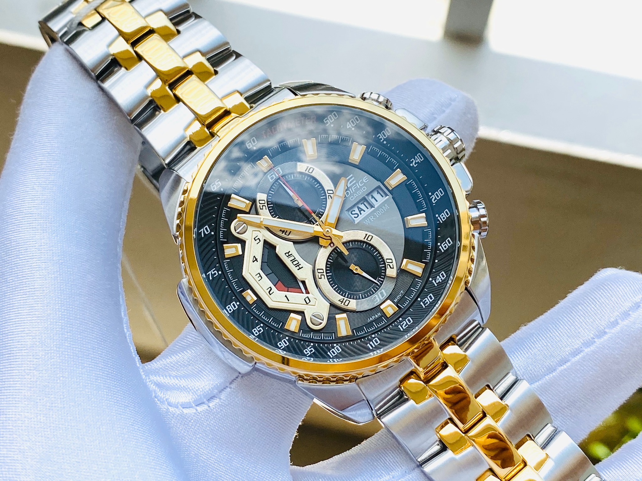 Reloj Casio Edifice EF-558SG-1AVUDF: Elegancia y Precisión - RELOJ EDIFICE CASIO R4