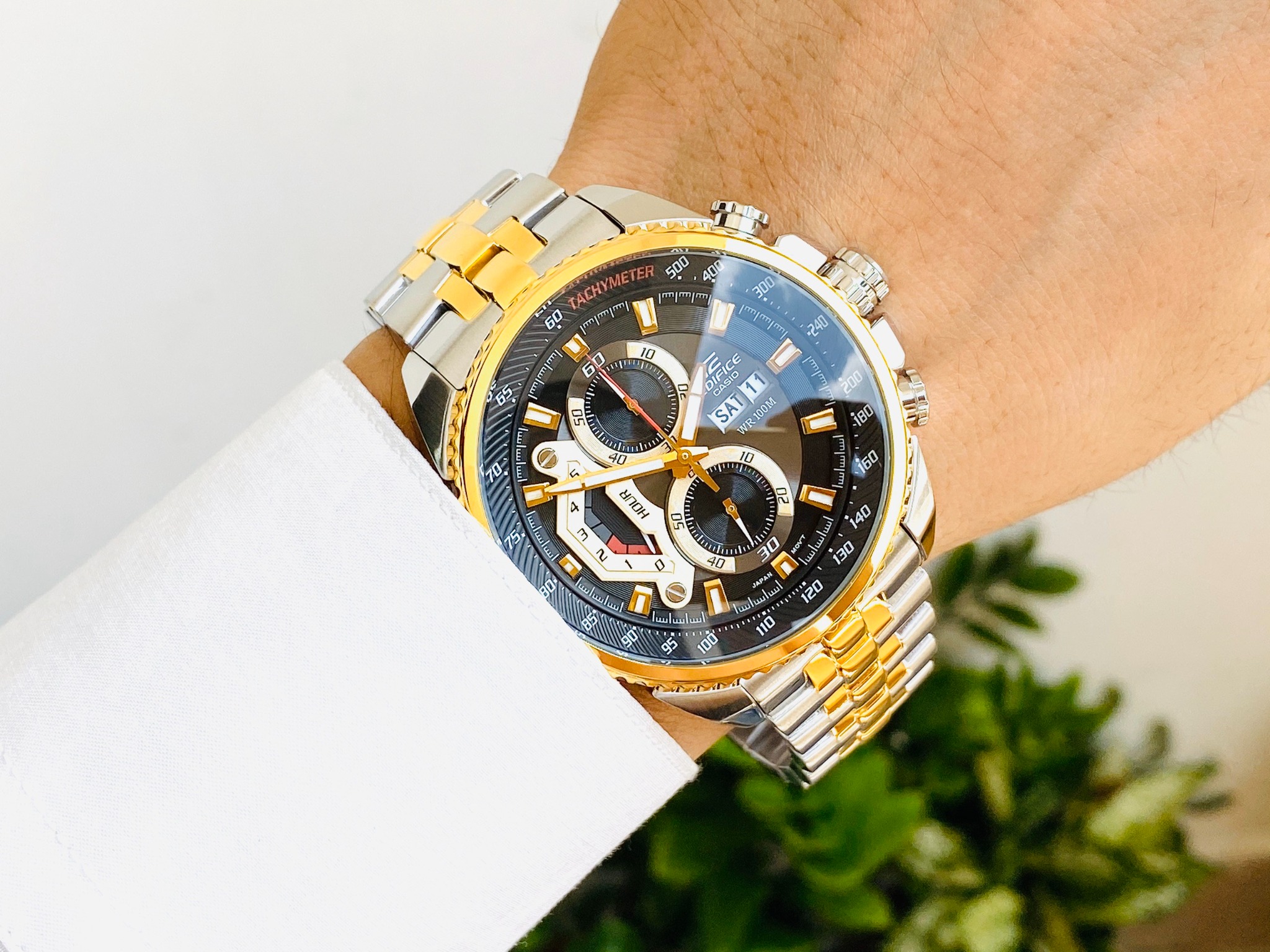 Reloj Casio Edifice EF-558SG-1AVUDF: Elegancia y Precisión - RELOJ EDIFICE CASIO R4