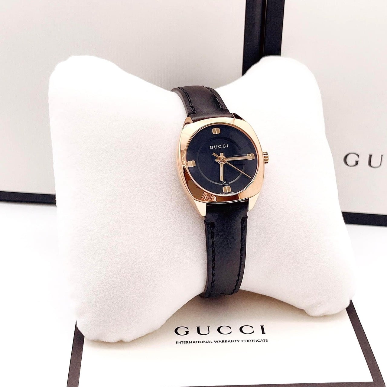 Gucci GG2570 Rose Gold Plated Black Dial Black Leather YA142509