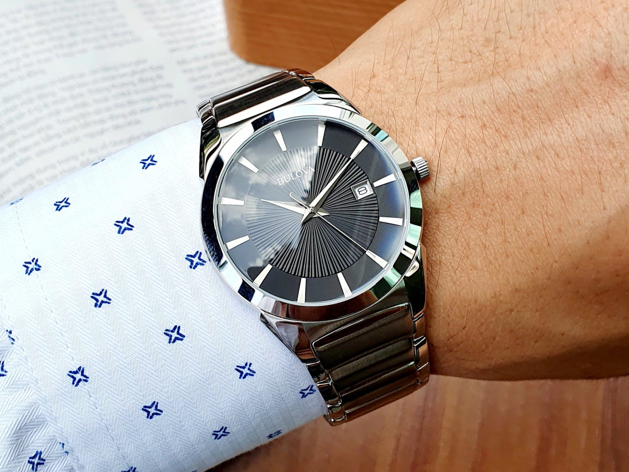 Bulova Classic Black Dial Stainless Steel 96B149 ng H Nam