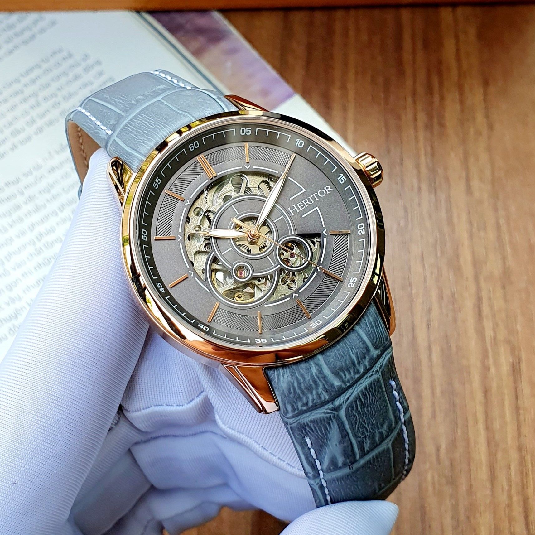 Heritor Carter Automatic Black Skeleton ng H Nam PhongWatch