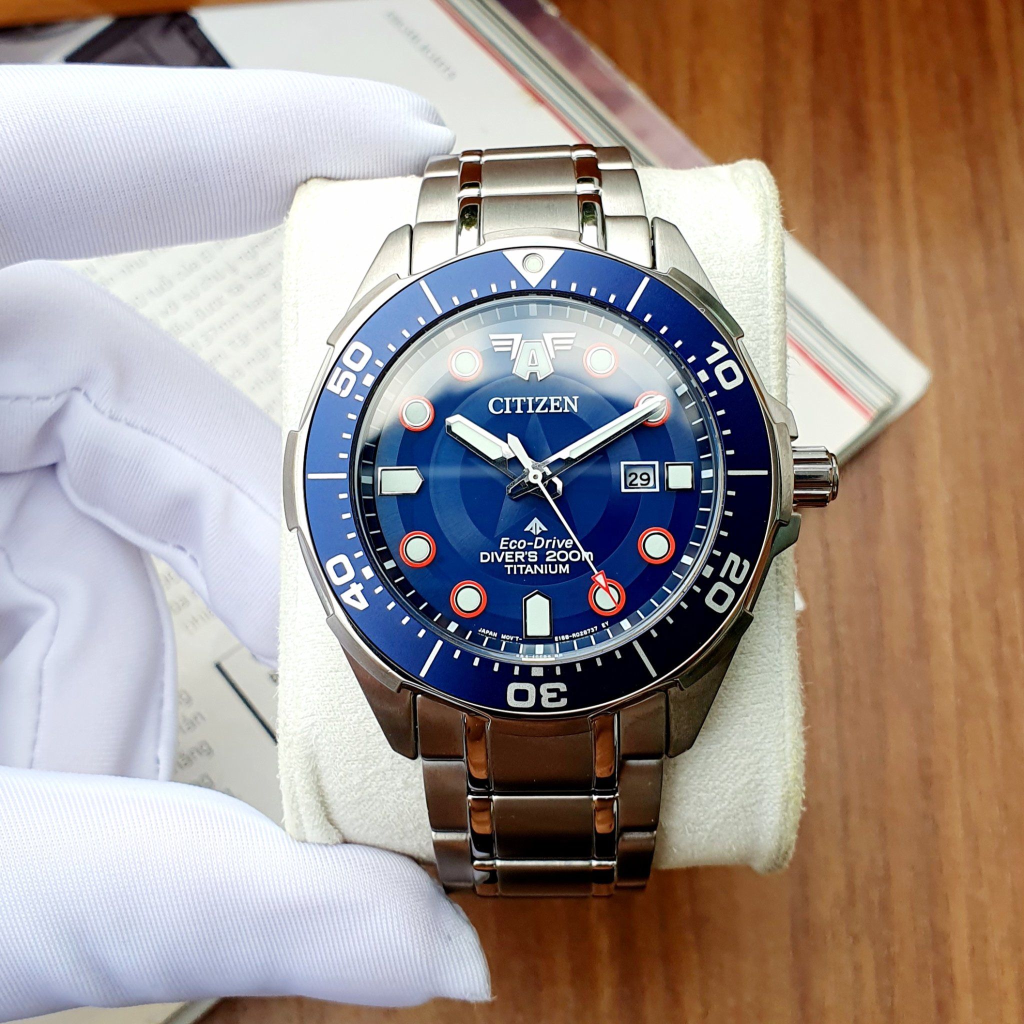 Citizen Eco-drive Titanium BN0208-54W Limited Captain America 