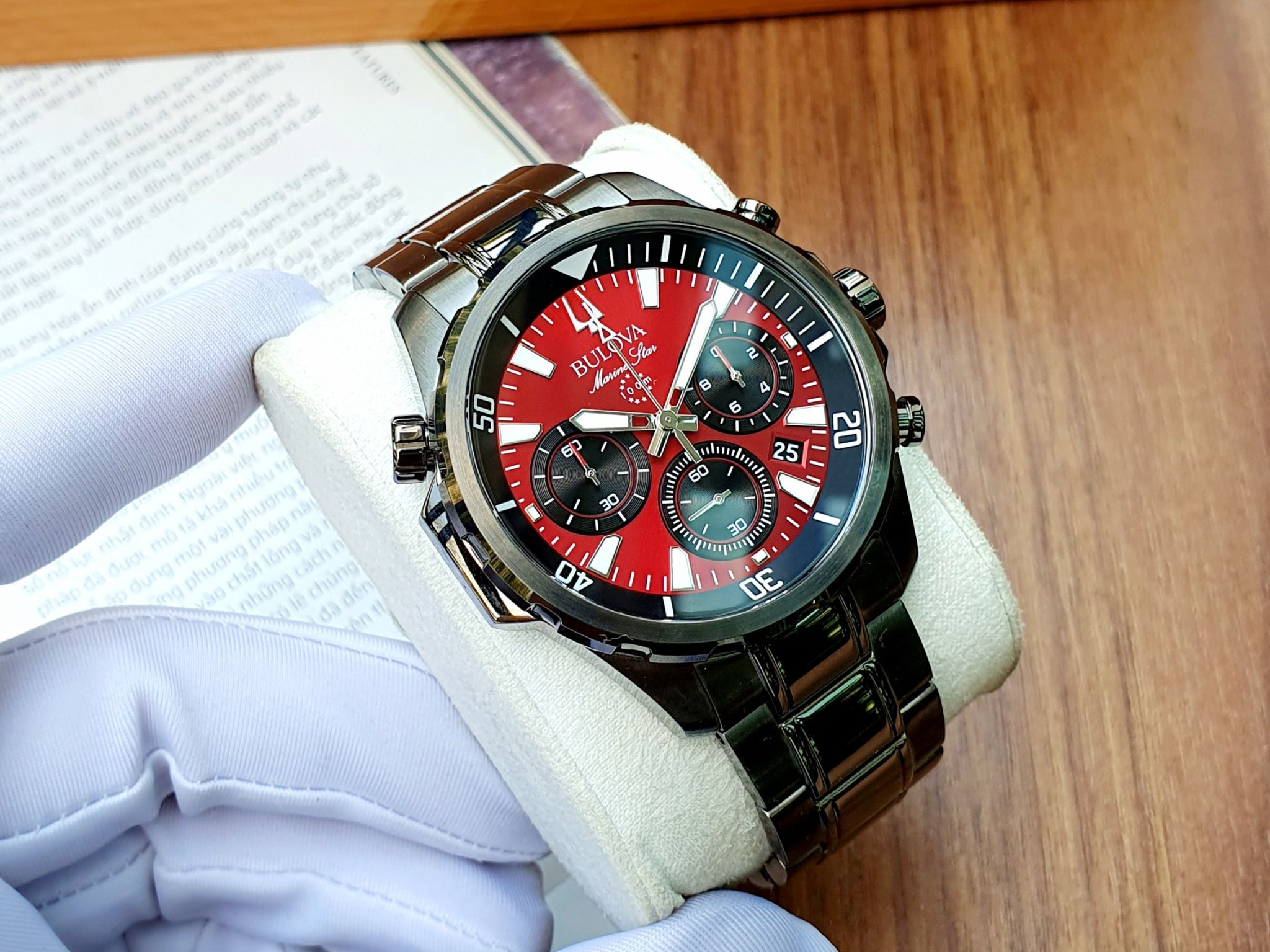 Bulova Quartz 98B350 Marine Star ng H Nam PhongWatch