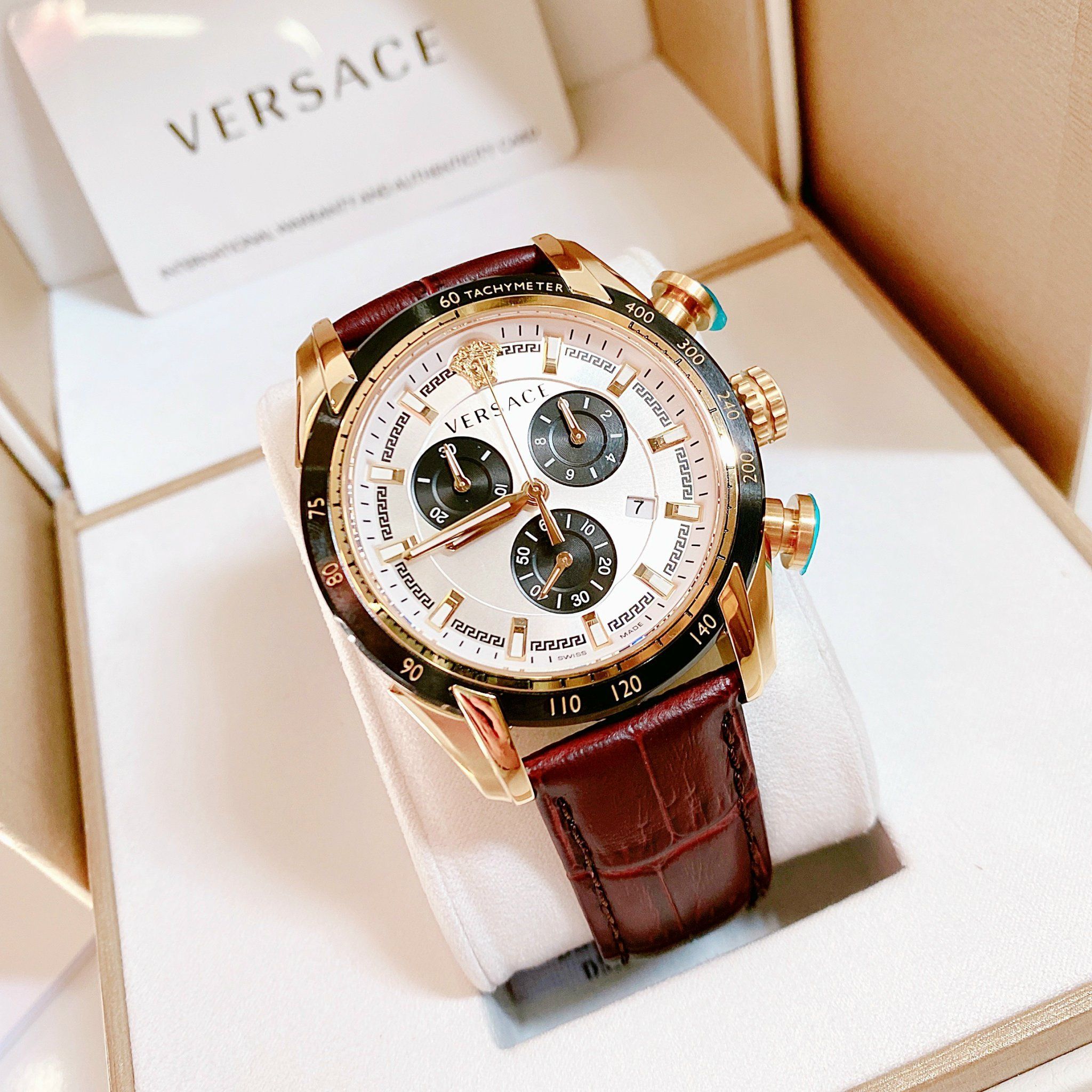 Versace VEDB00619 V-RAY Chrono Ip-Gold Swiss Made Sapphire New - Đồng 