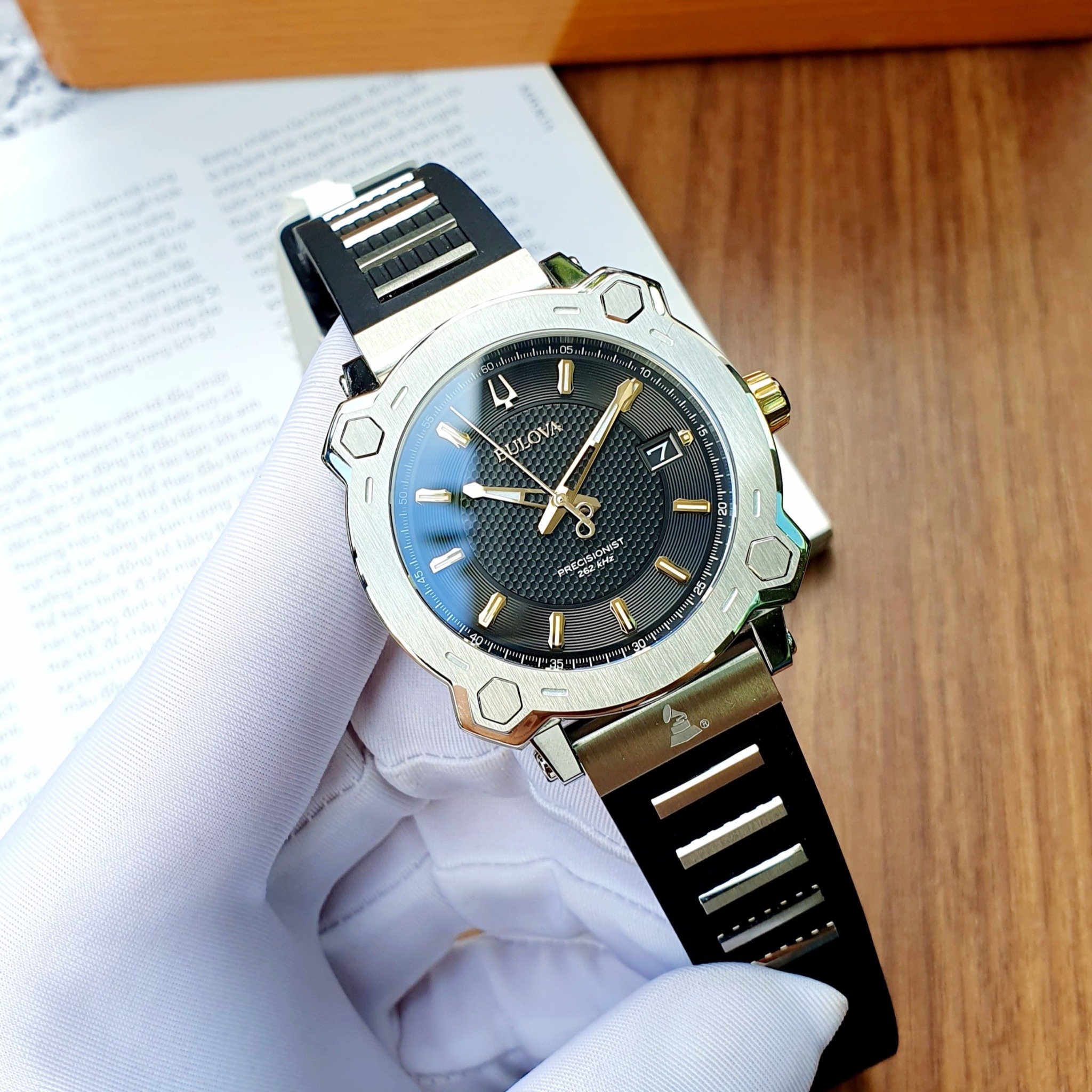 Bulova 98b319 hotsell