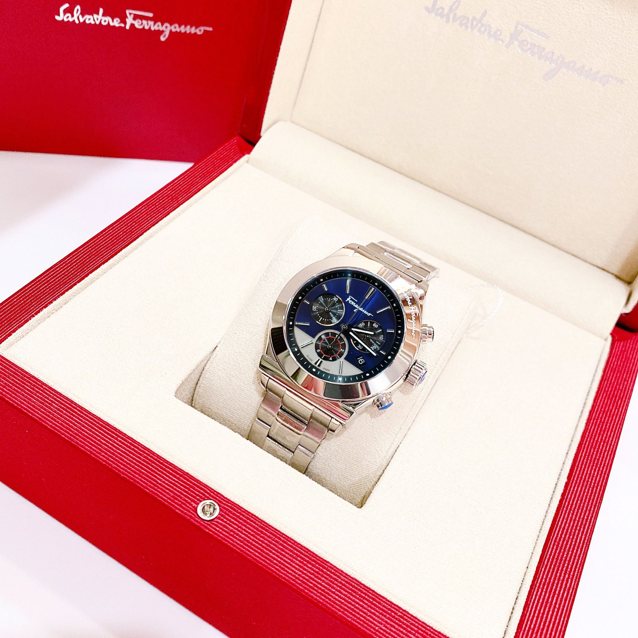 Salvatore Ferragamo 1898 Sport Chronograph Bracelet SFFM01320 42mm