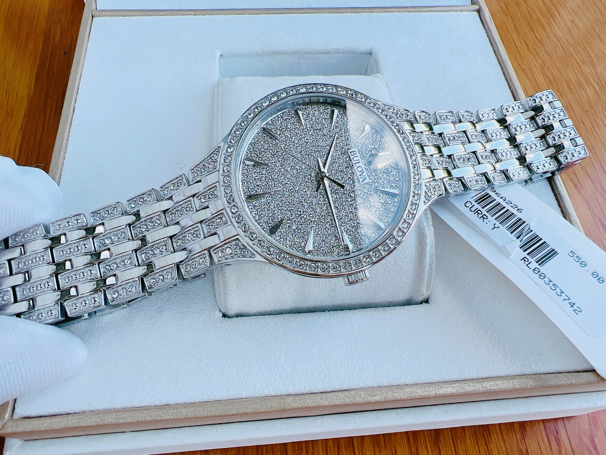 Bulova Quartz 96A226 ng H Nam PhongWatch