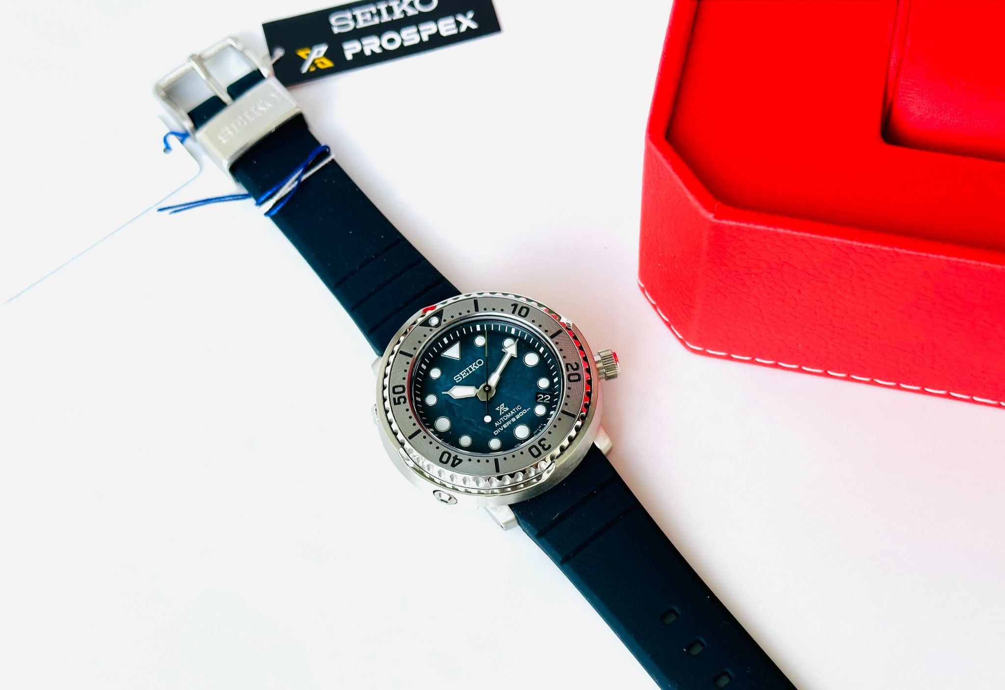 Seiko Prospex SRPH77K1 Divers Tuna Antartica Silicone - Đồng Hồ Nam –  PhongWatch