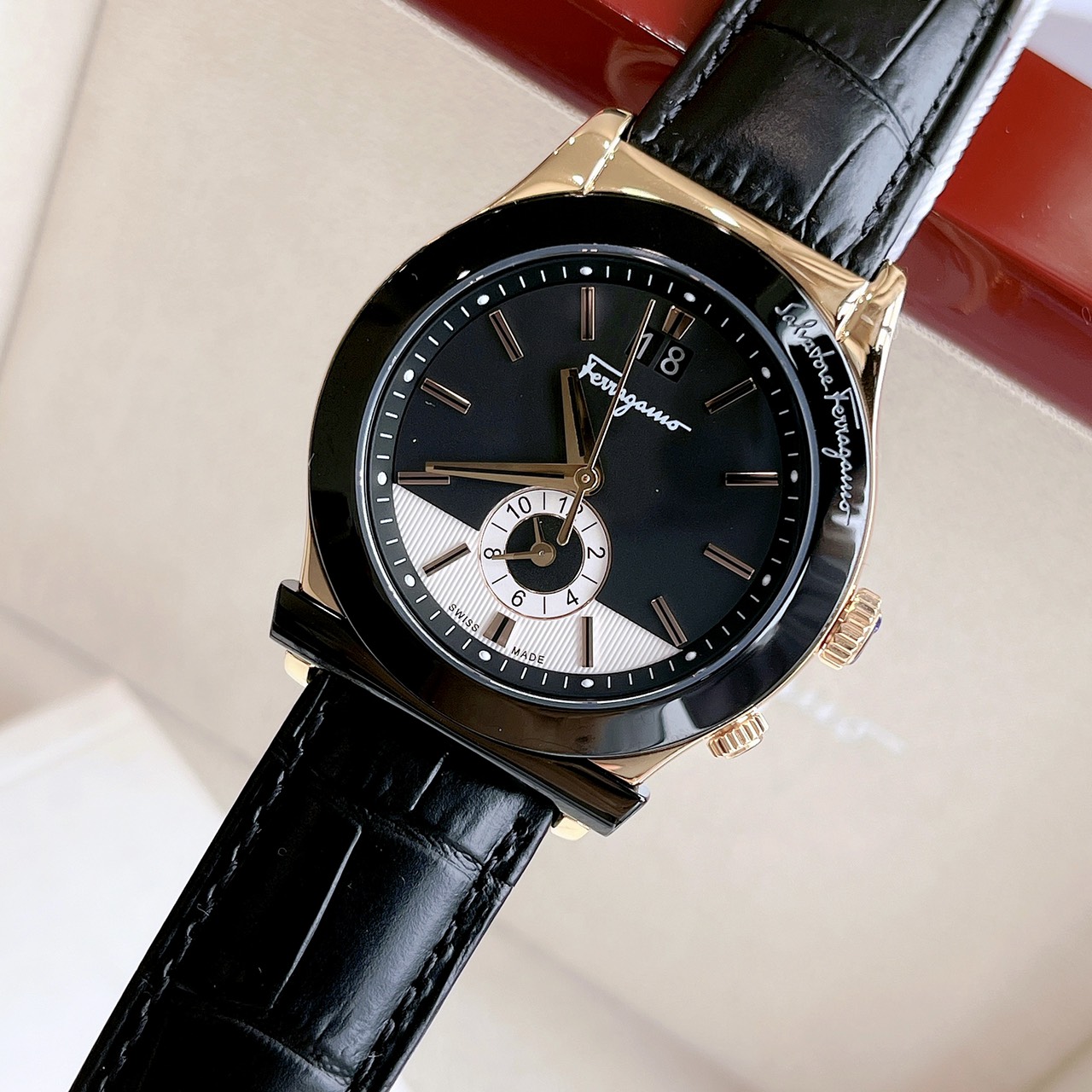 激安！Salvatore Ferragamo Black 40 mm 1898 Watch FFO020017 NWT Authentic Salvatore Ferragamo 1898 FFO020017 Analog