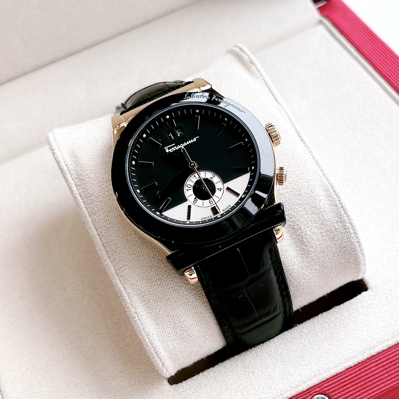 激安！Salvatore Ferragamo Black 40 mm 1898 Watch FFO020017 NWT Authentic Salvatore Ferragamo 1898 FFO020017 Analog