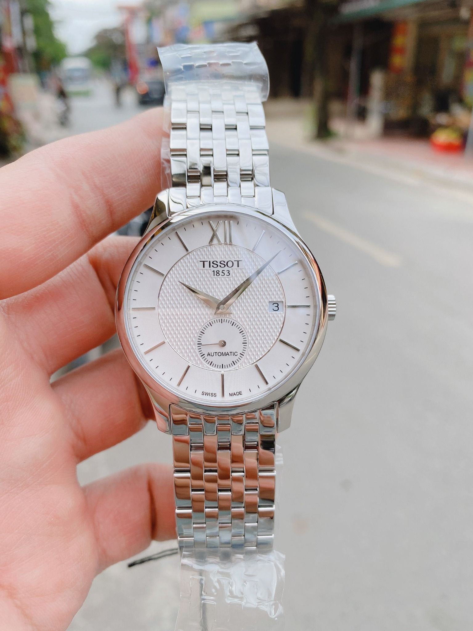 Tissot Tradition Small Second T063.428.11.038.00 T0634281103800