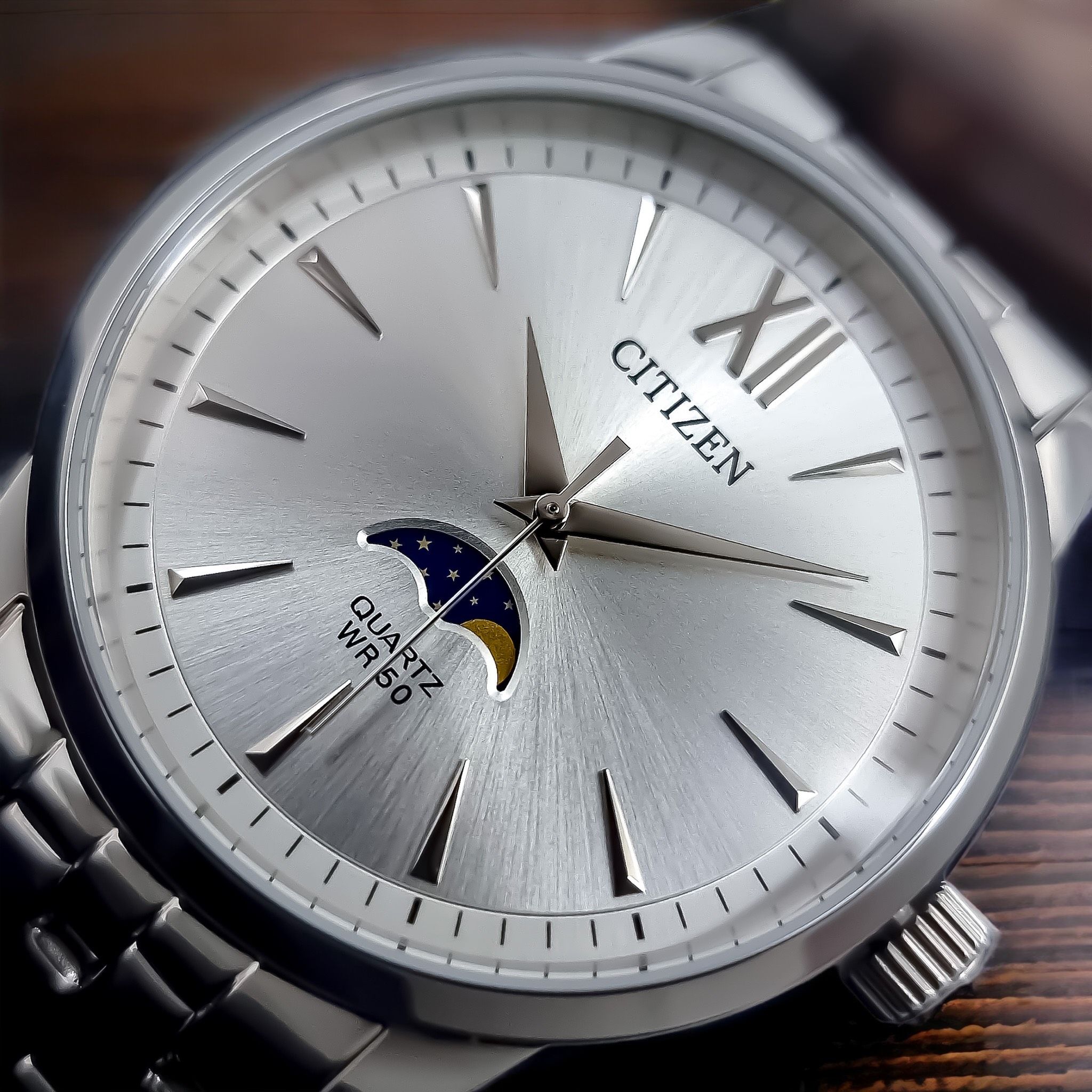 Citizen Quartz AK5000-54A Moonphase – PhongWatch