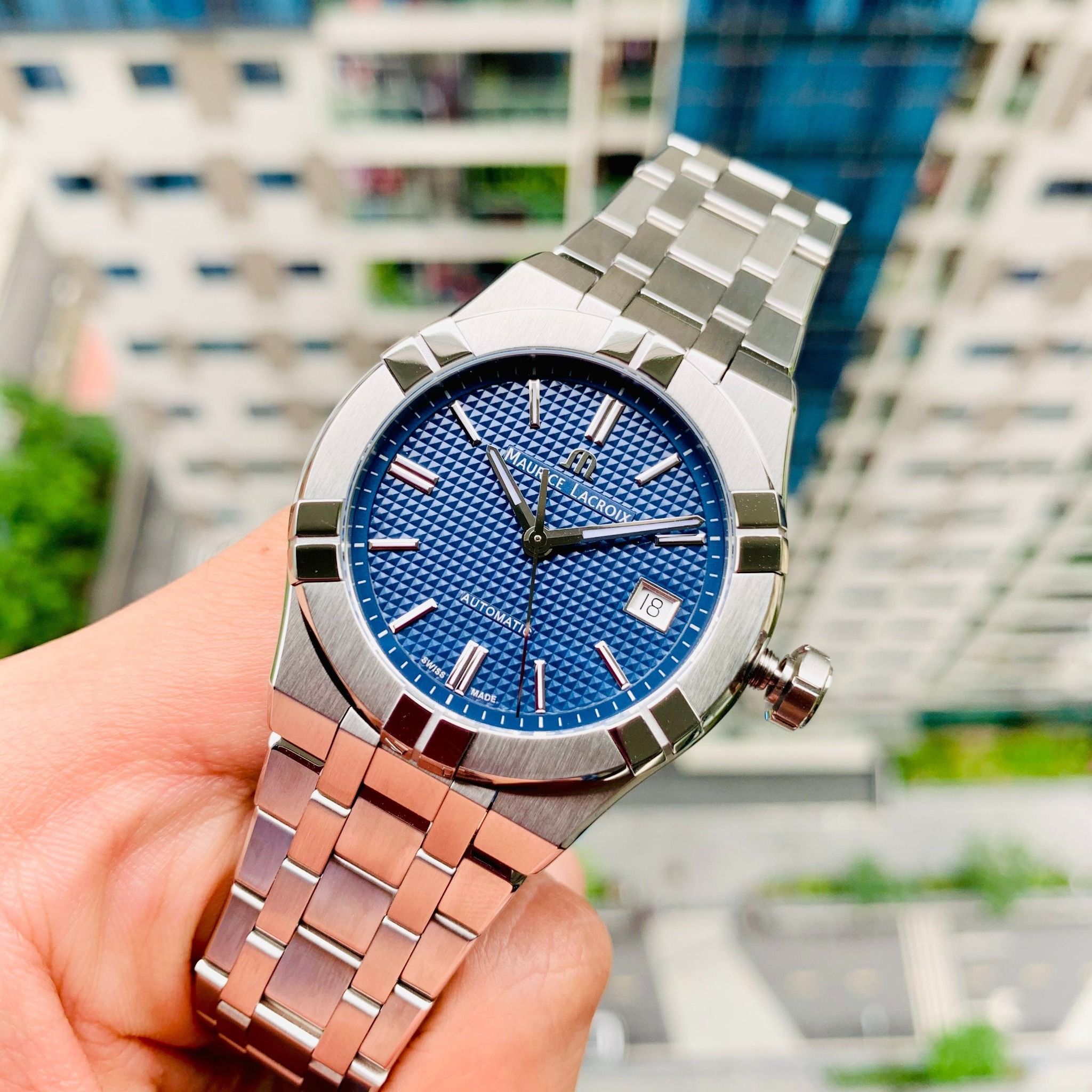 Maurice Lacroix Aikon Blue 39mm AI6007-SS002-430-1