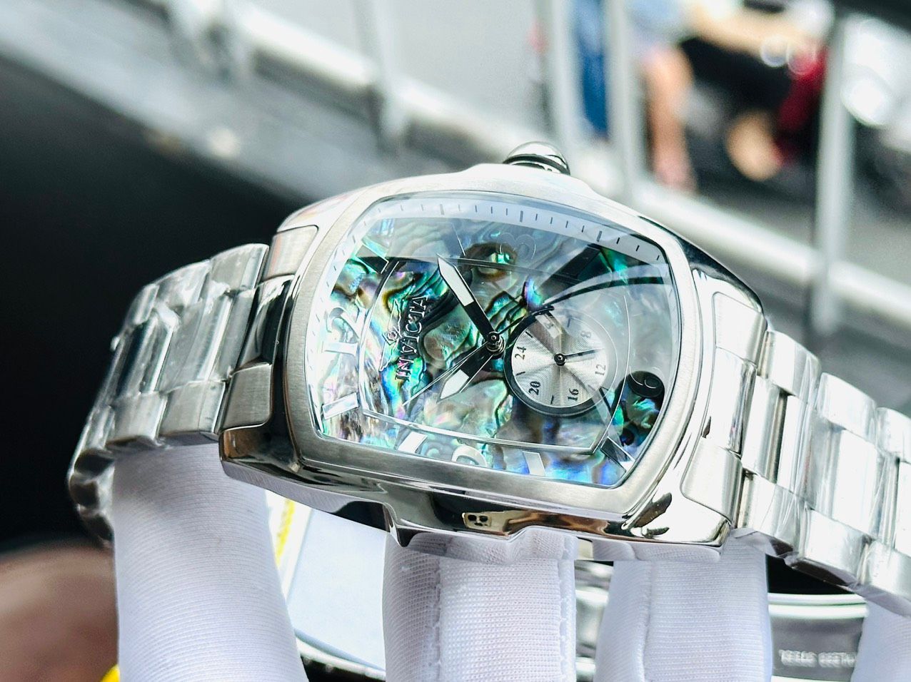 Invicta hot sale grand lupah