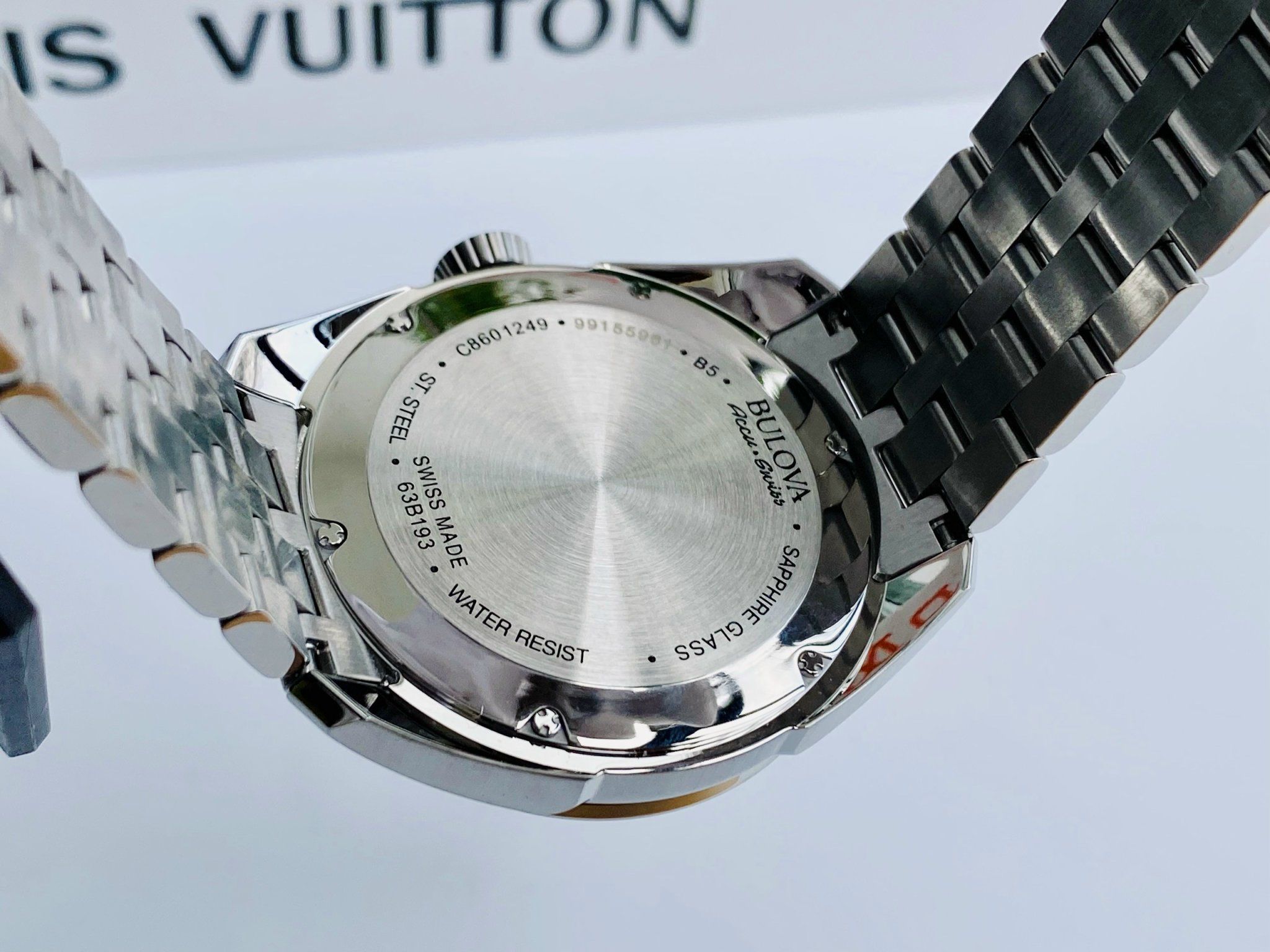 Bulova Automatic 63B193 ng H Nam Ch nh H ng Gi T t