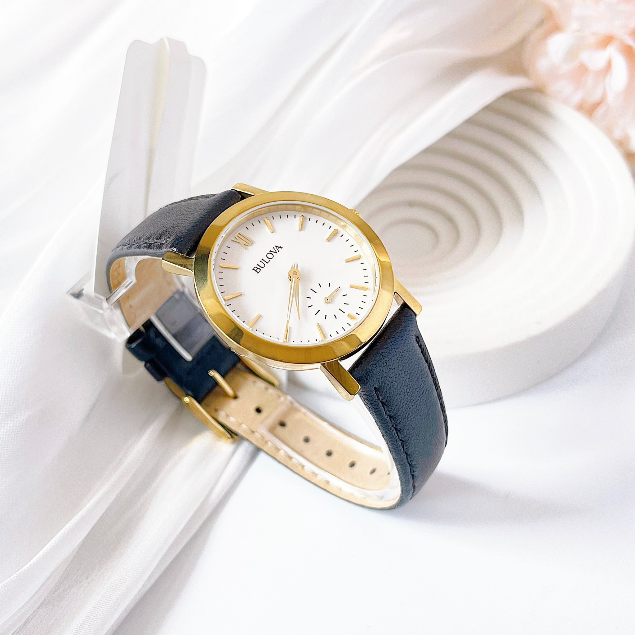 Bulova Quartz 97L159 ng H N PhongWatch