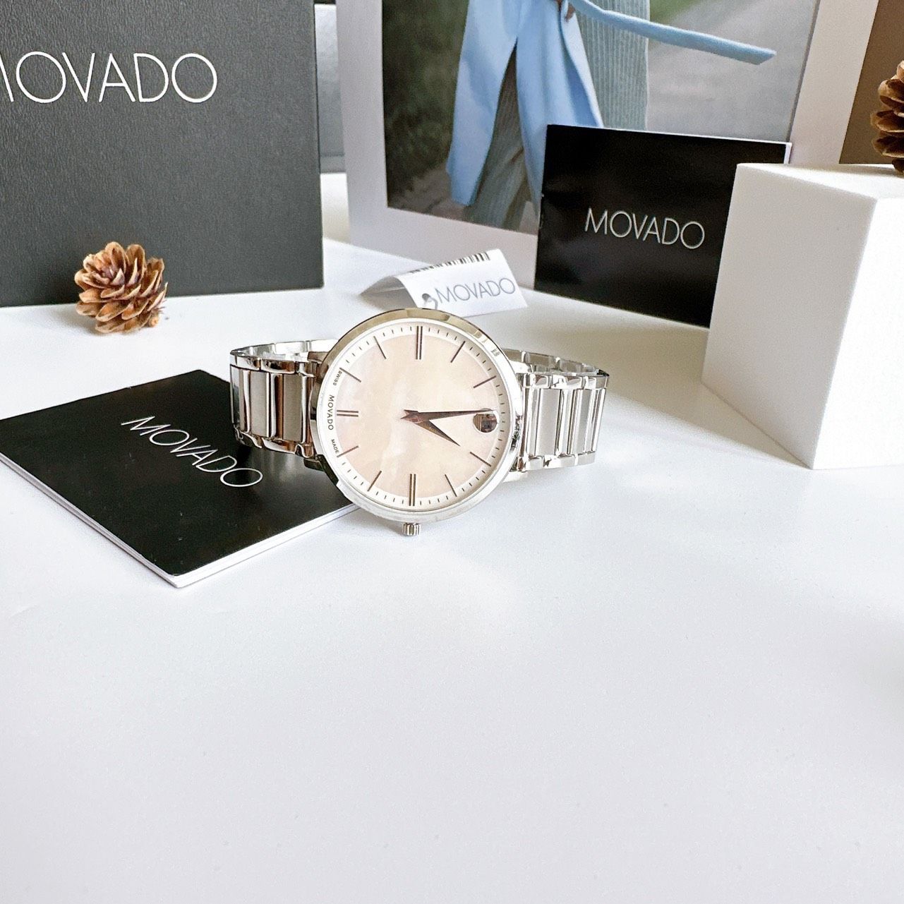 Movado 0607170 Ultra Slim 35mm ng H N PhongWatch
