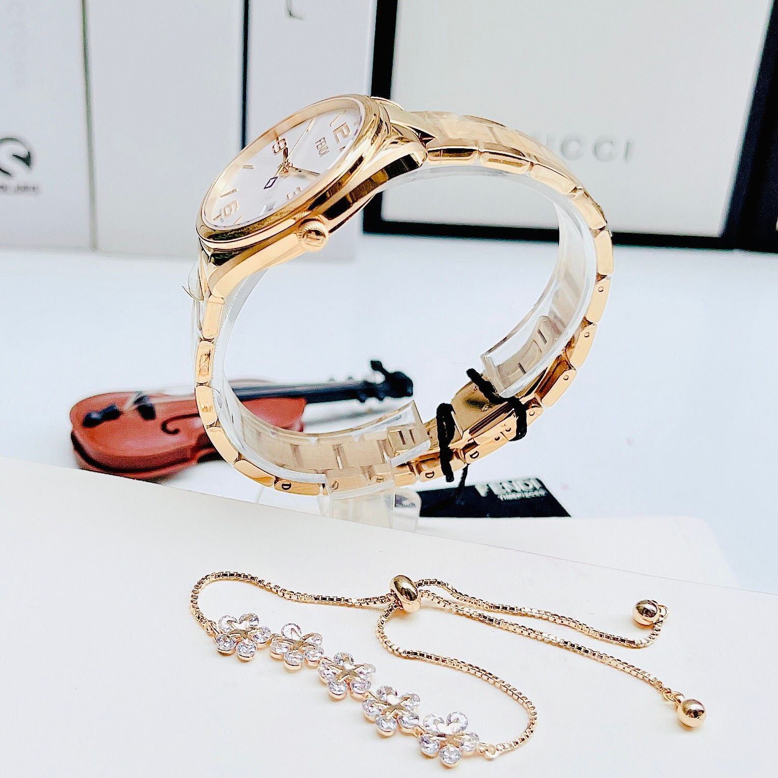 Fendi Momento F211434000 Gold 34mm - Đồng Hồ Nữ - Chính Hãng 