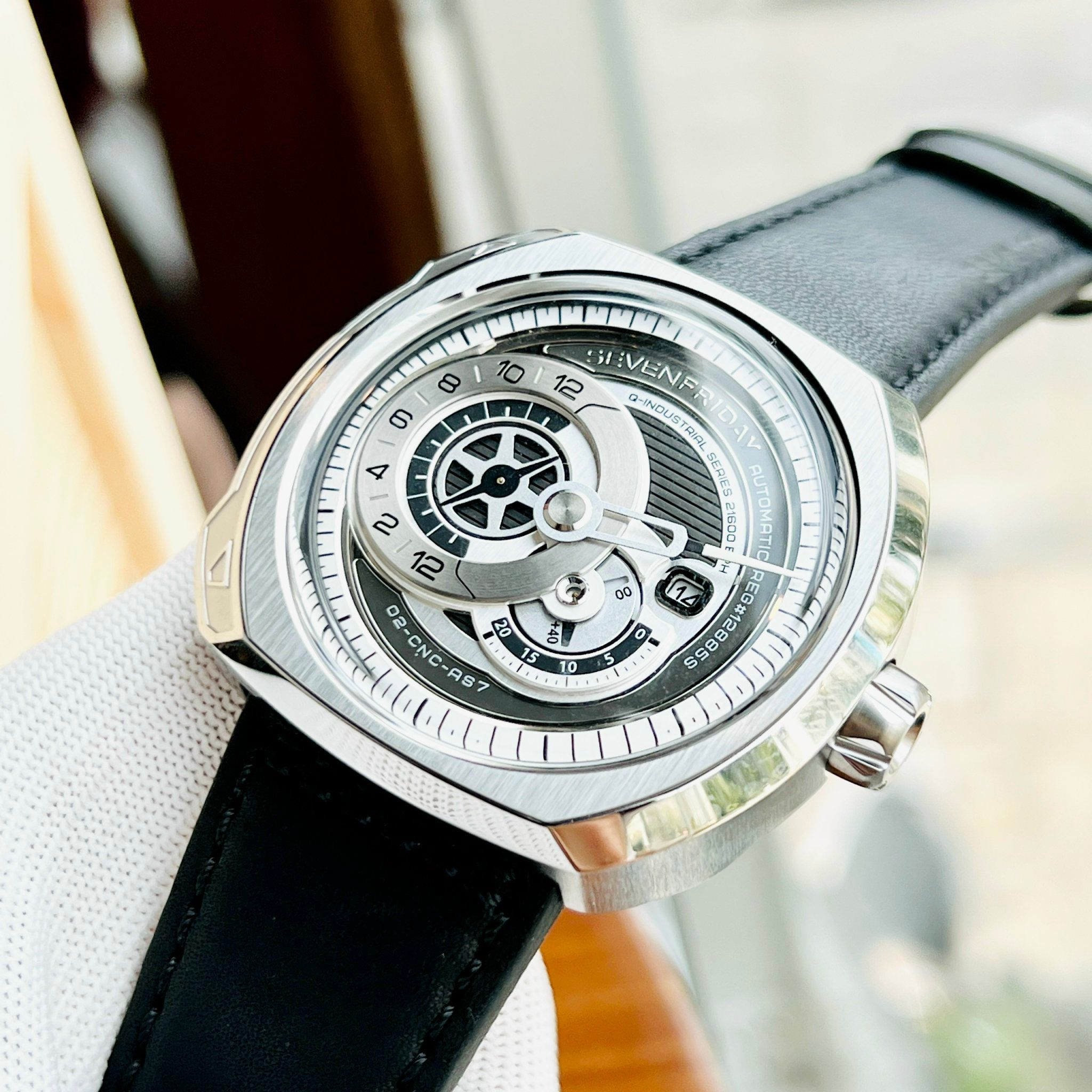 SevenFriday Q Series Automatic Q1 03 ng H Nam PhongWatch