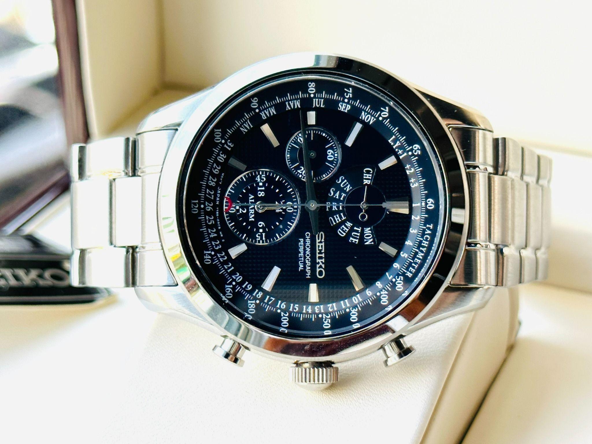 Seiko Quartz SPC125P1 Chronograph Perpetual Calendar - Đồng Hồ Nam –  PhongWatch