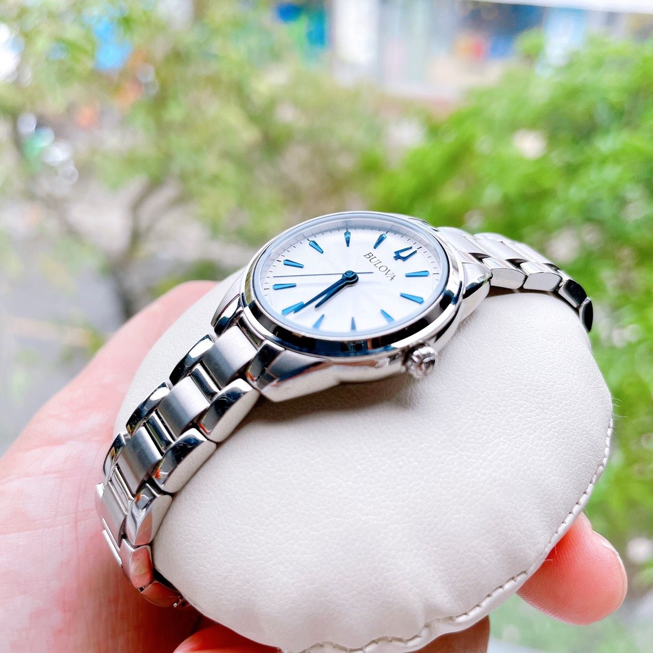 Bulova Quartz 96L285 Sutton Quartz Silver Dial Sver Tone