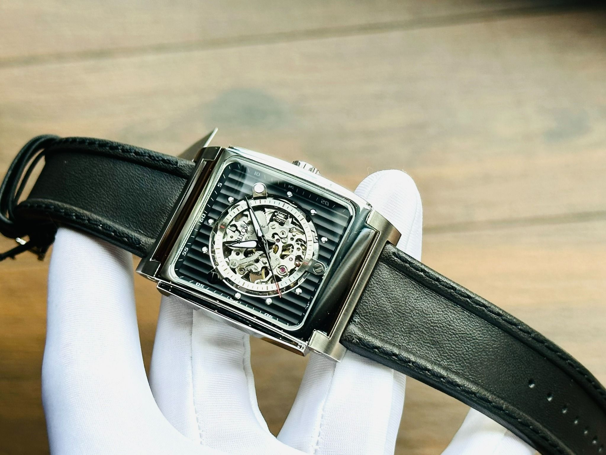 Bulova Automatic 96A113 Mechanical Black Dial Strap - Đồng Bulova Automatic 96A113 Mechanical Black Dial Strap - Đồng