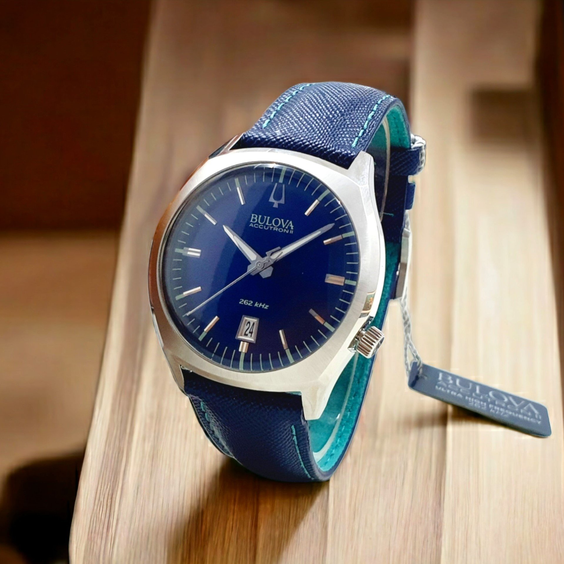 Bulova Accutron Quartz 96B212 ng H Nam PhongWatch